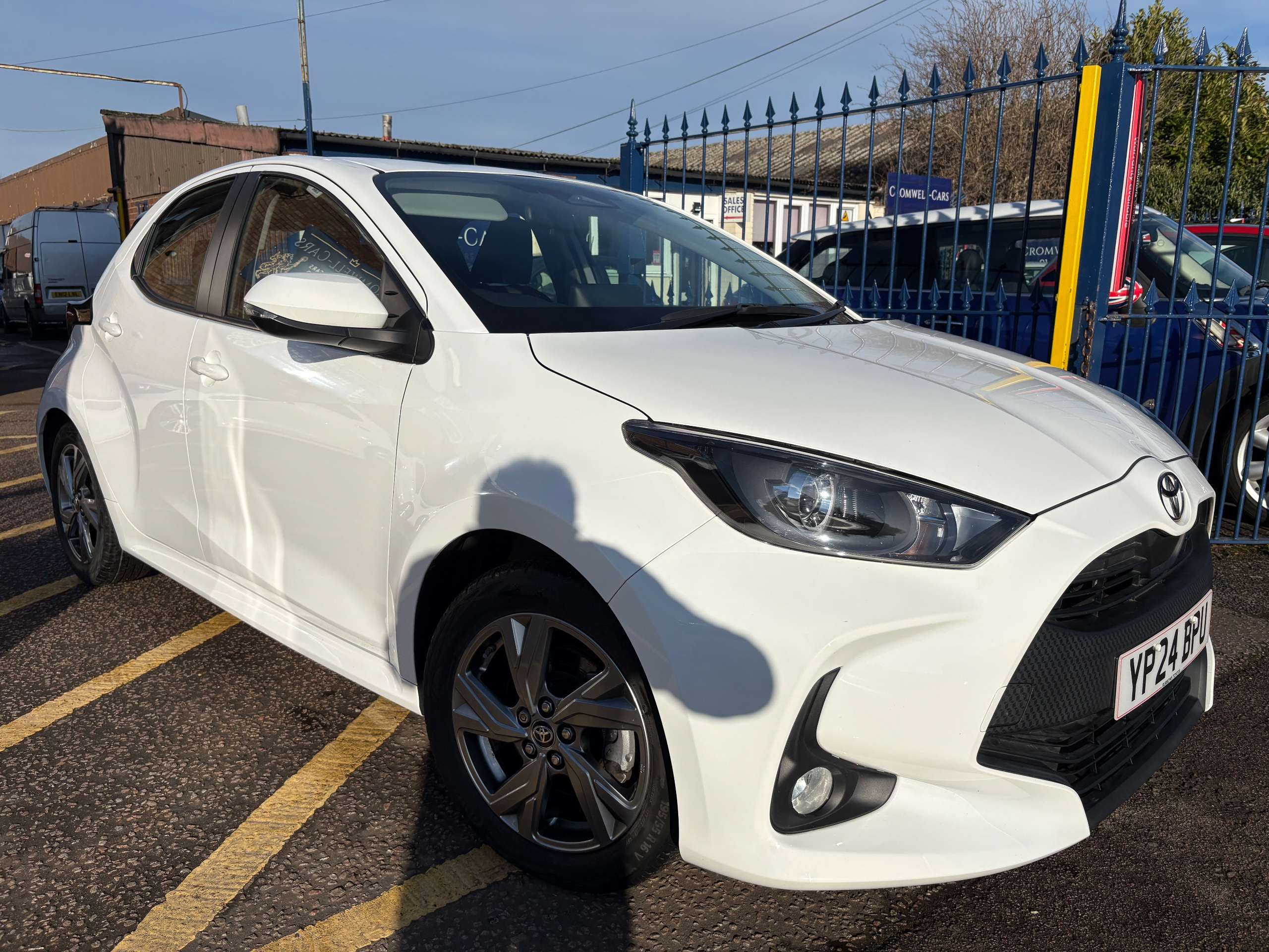2024 TOYOTA YARIS 2024 TOYOTA YARIS
