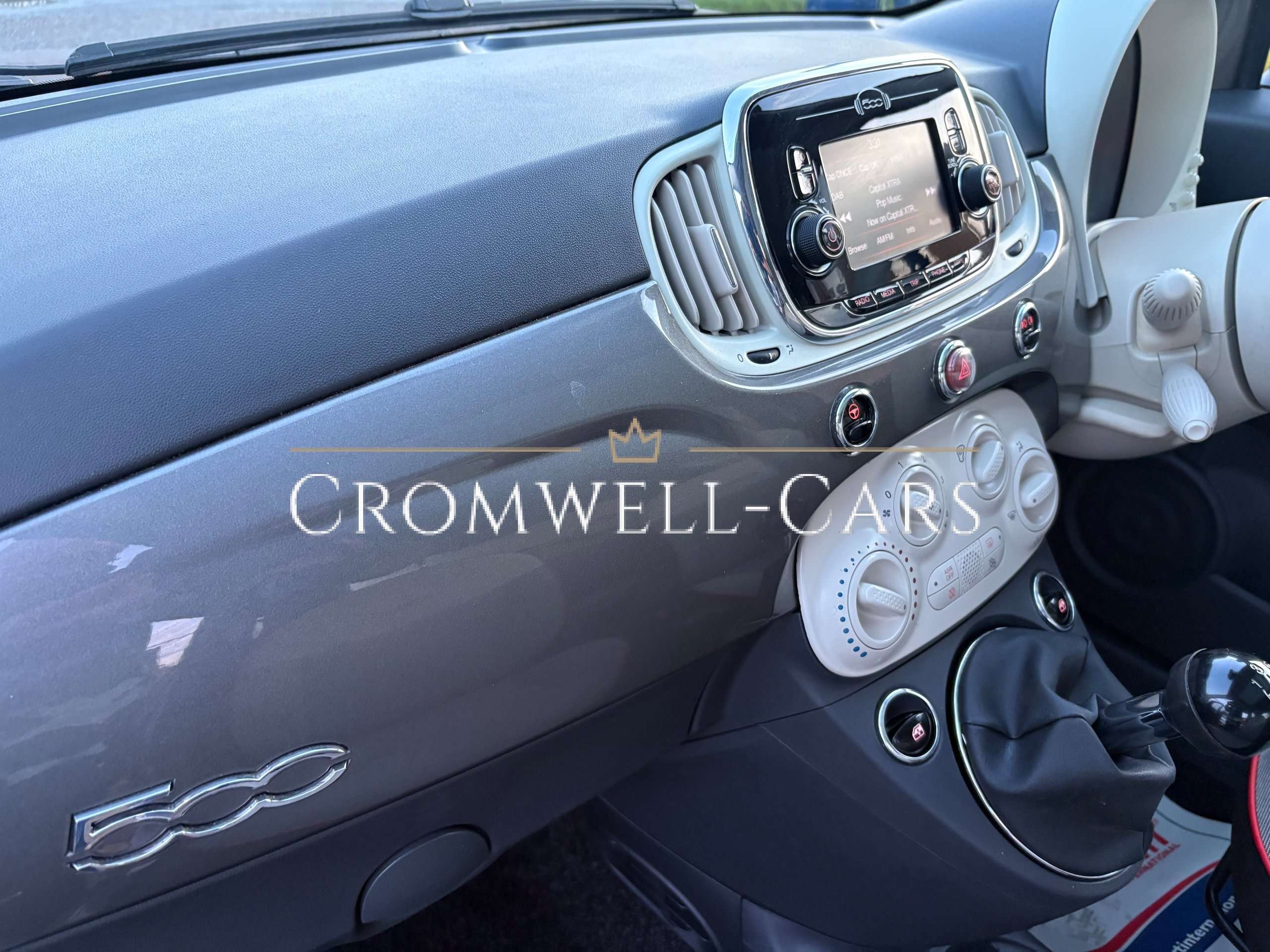 2017 FIAT 500 2017 FIAT 500