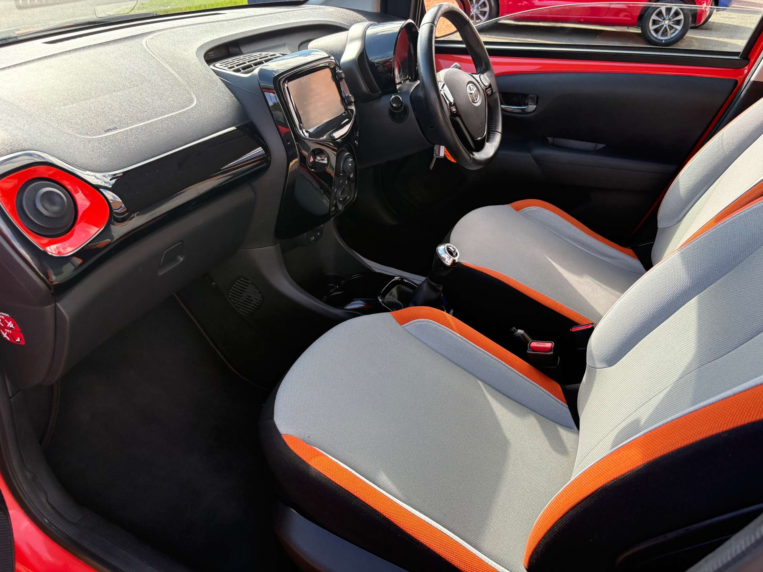 2015 TOYOTA AYGO 2015 TOYOTA AYGO