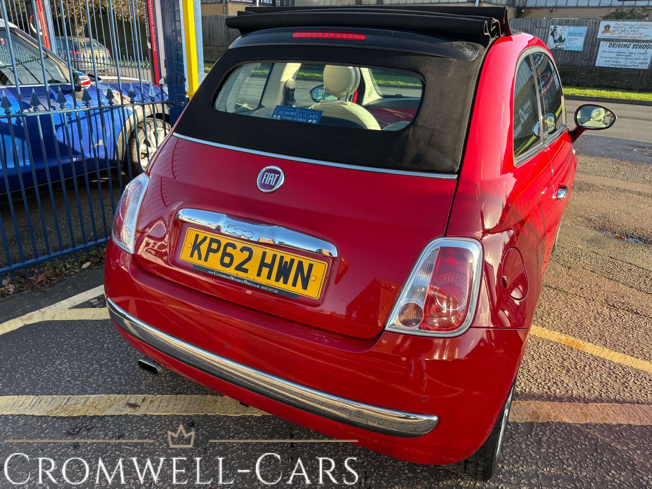 A 2013 FIAT 500C 1.2 Lounge Convertible 2dr (69 bhp) A 2013 FIAT 500C 1.2 Lounge Convertible 2dr (69 bhp)