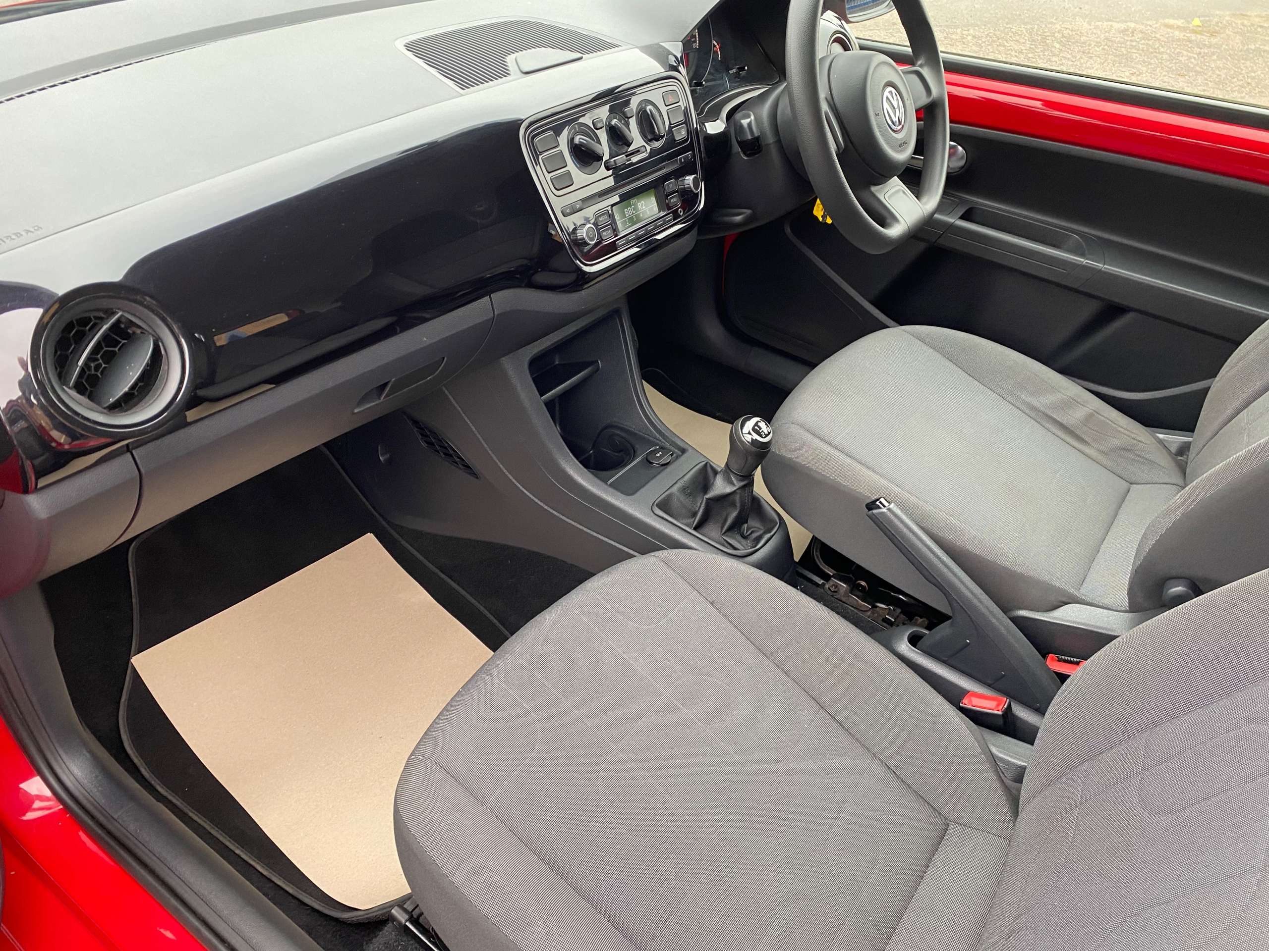 2013 VOLKSWAGEN UP 2013 VOLKSWAGEN UP