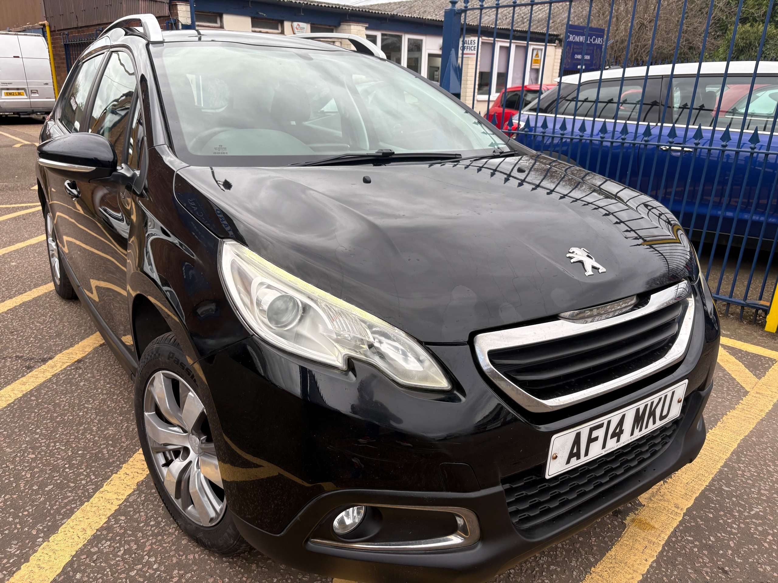 2014 PEUGEOT 2008 2014 PEUGEOT 2008