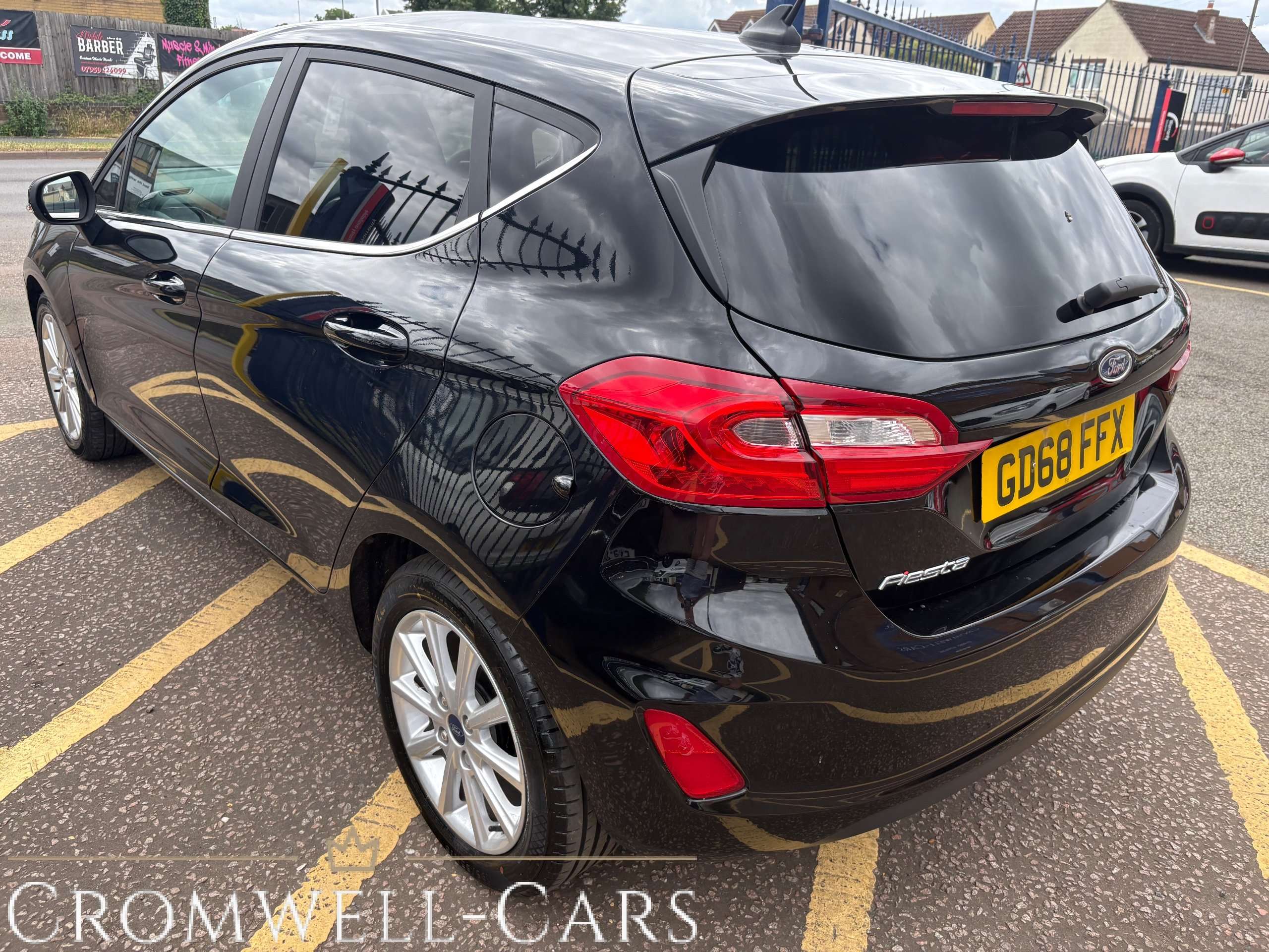 A 2019 FORD FIESTA 1.0T EcoBoost Titanium Hatchback 5 Door (100 ps) A 2019 FORD FIESTA 1.0T EcoBoost Titanium Hatchback 5 Door (100 ps)