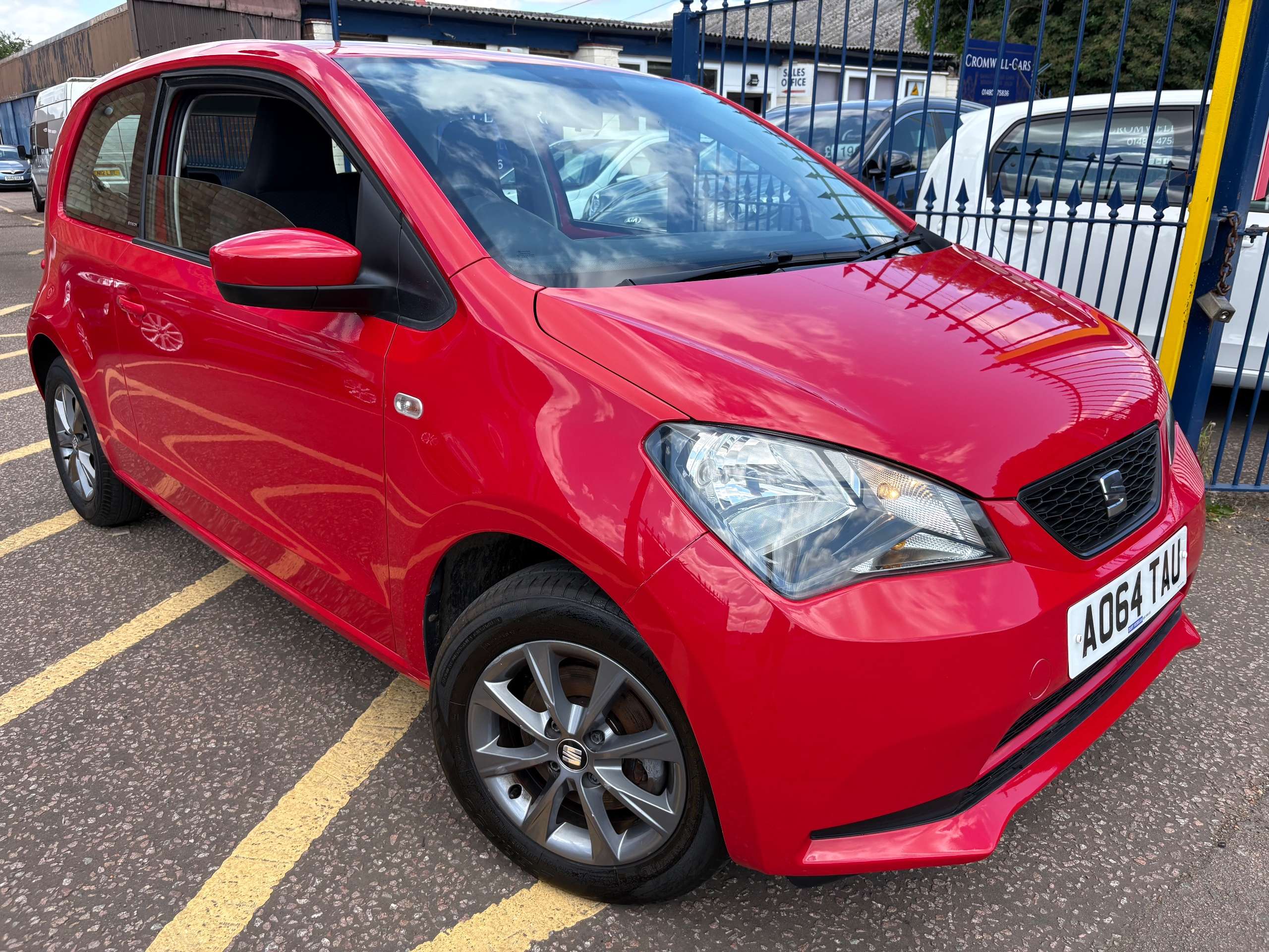 A 2014 SEAT MII (64 plate) 1.0 I TECH Hatchback 3dr Petrol Manual (60 ps) A 2014 SEAT MII (64 plate) 1.0 I TECH Hatchback 3dr Petrol Manual (60 ps)
