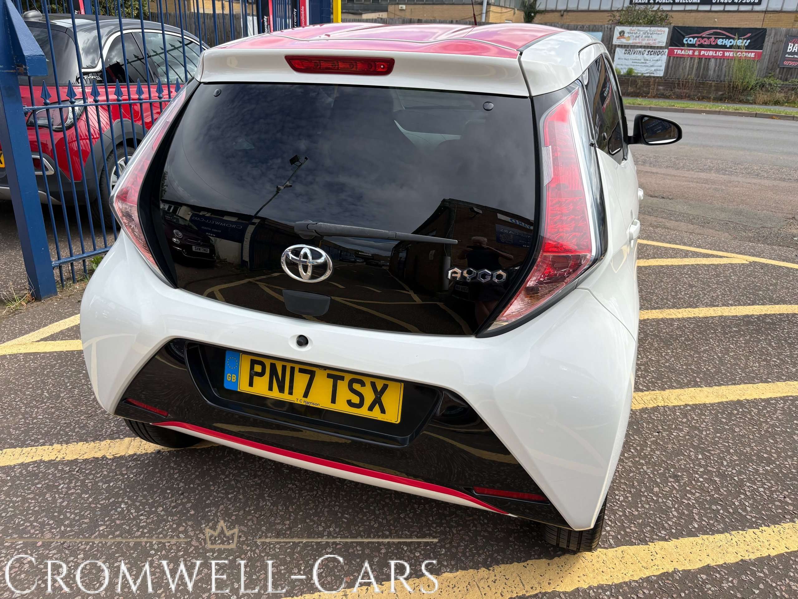 A 2017 TOYOTA AYGO 1.0 VVT-i x-press Hatchback 5 Door / 20 Road Tax A 2017 TOYOTA AYGO 1.0 VVT-i x-press Hatchback 5 Door / 20 Road Tax
