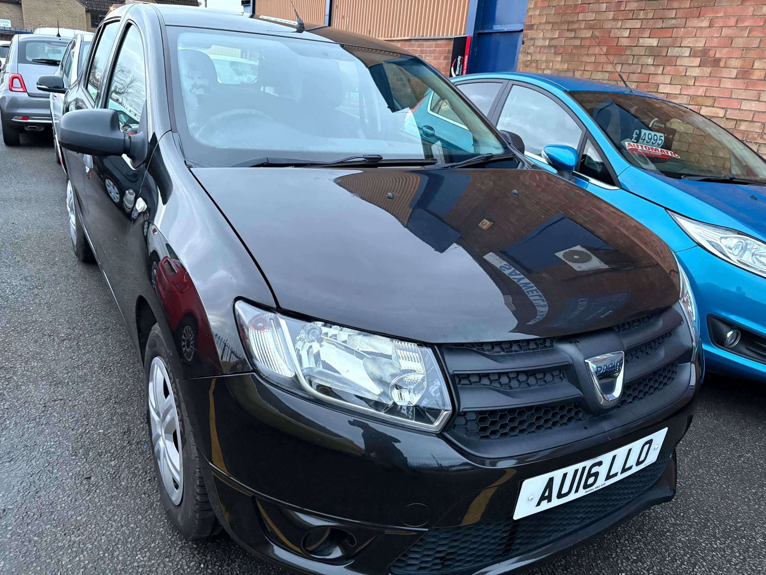 A 2016 DACIA SANDERO 0.9 TCe Ambiance Hatchback 5dr Petrol Manual Euro 6 (s/s) (90 ps) A 2016 DACIA SANDERO 0.9 TCe Ambiance Hatchback 5dr Petrol Manual Euro 6 (s/s) (90 ps)