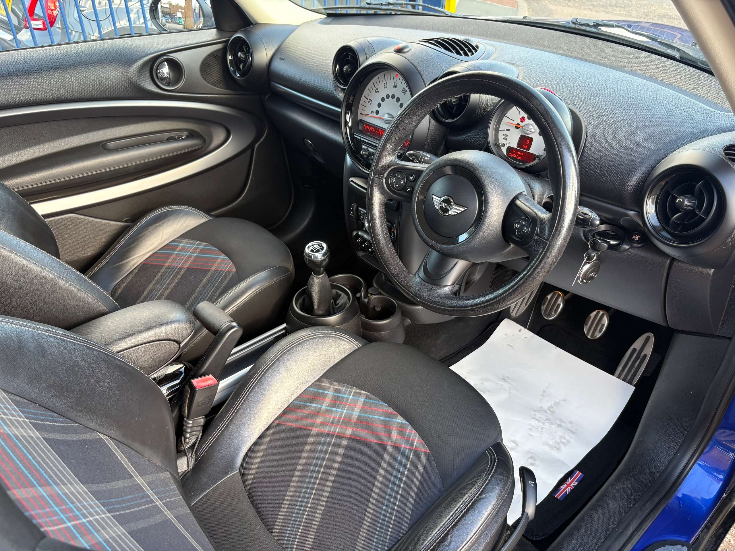 2013 MINI PACEMAN 2013 MINI PACEMAN