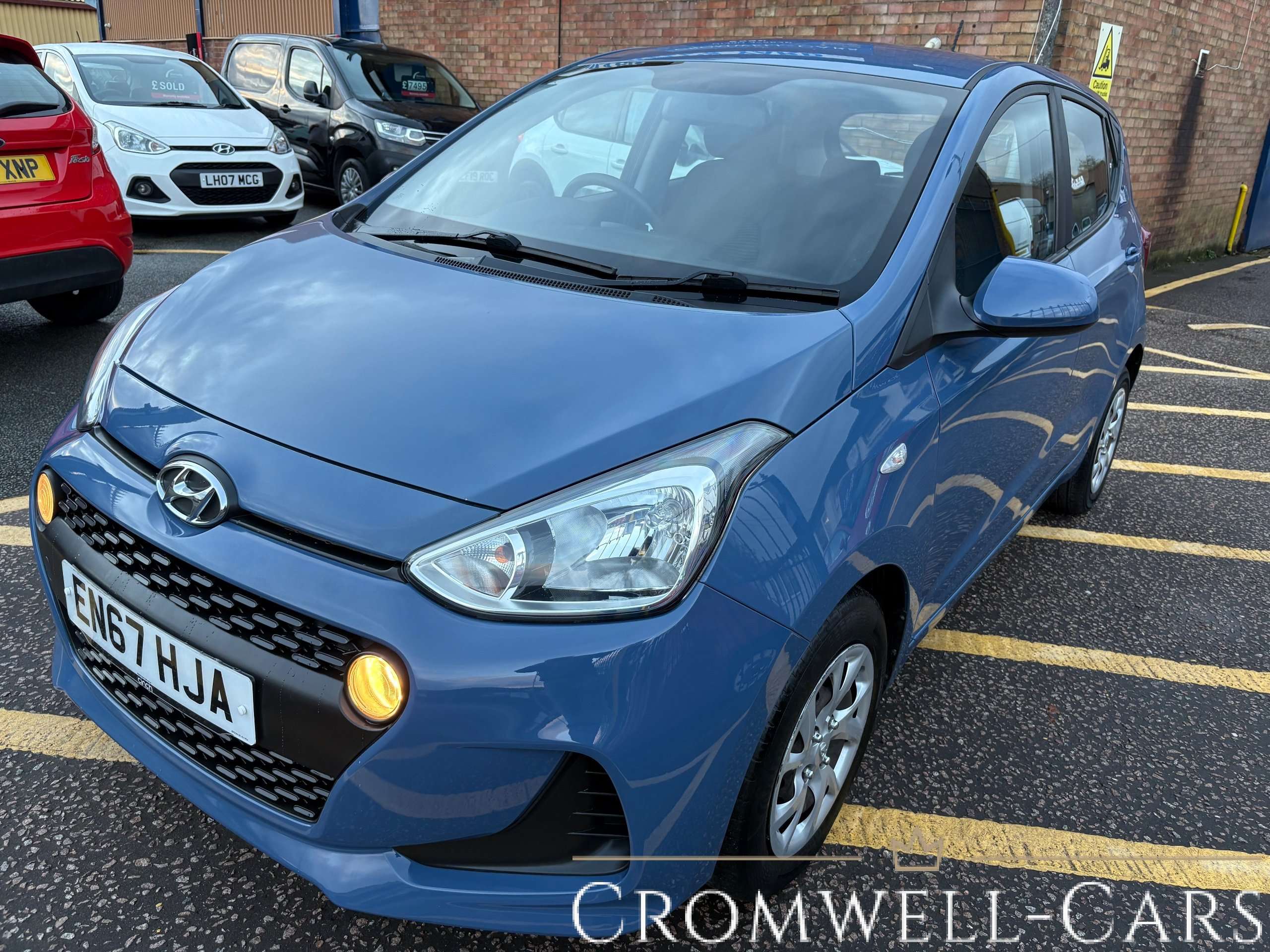 2018 HYUNDAI I10 2018 HYUNDAI I10