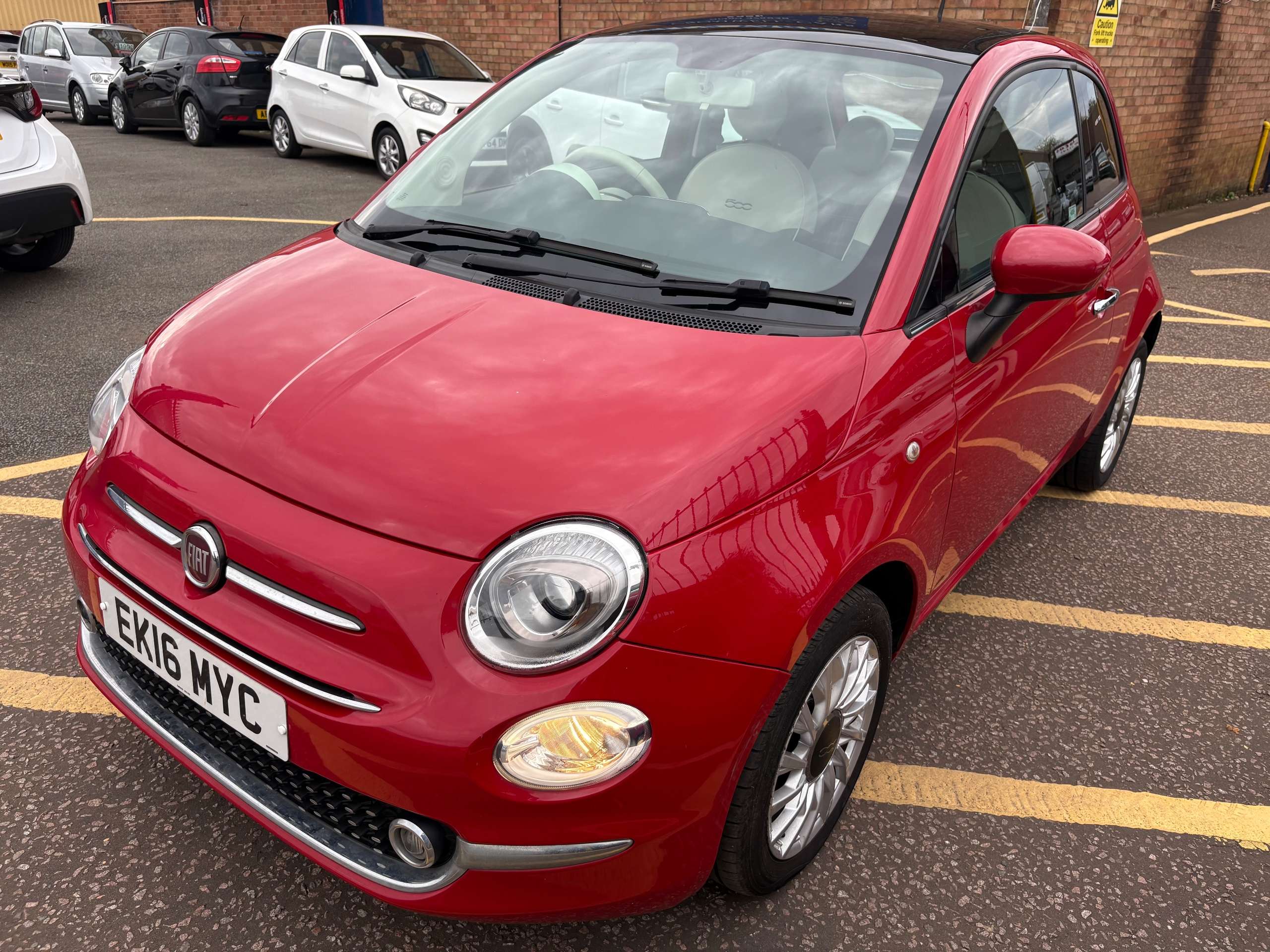 2016 FIAT 500 2016 FIAT 500
