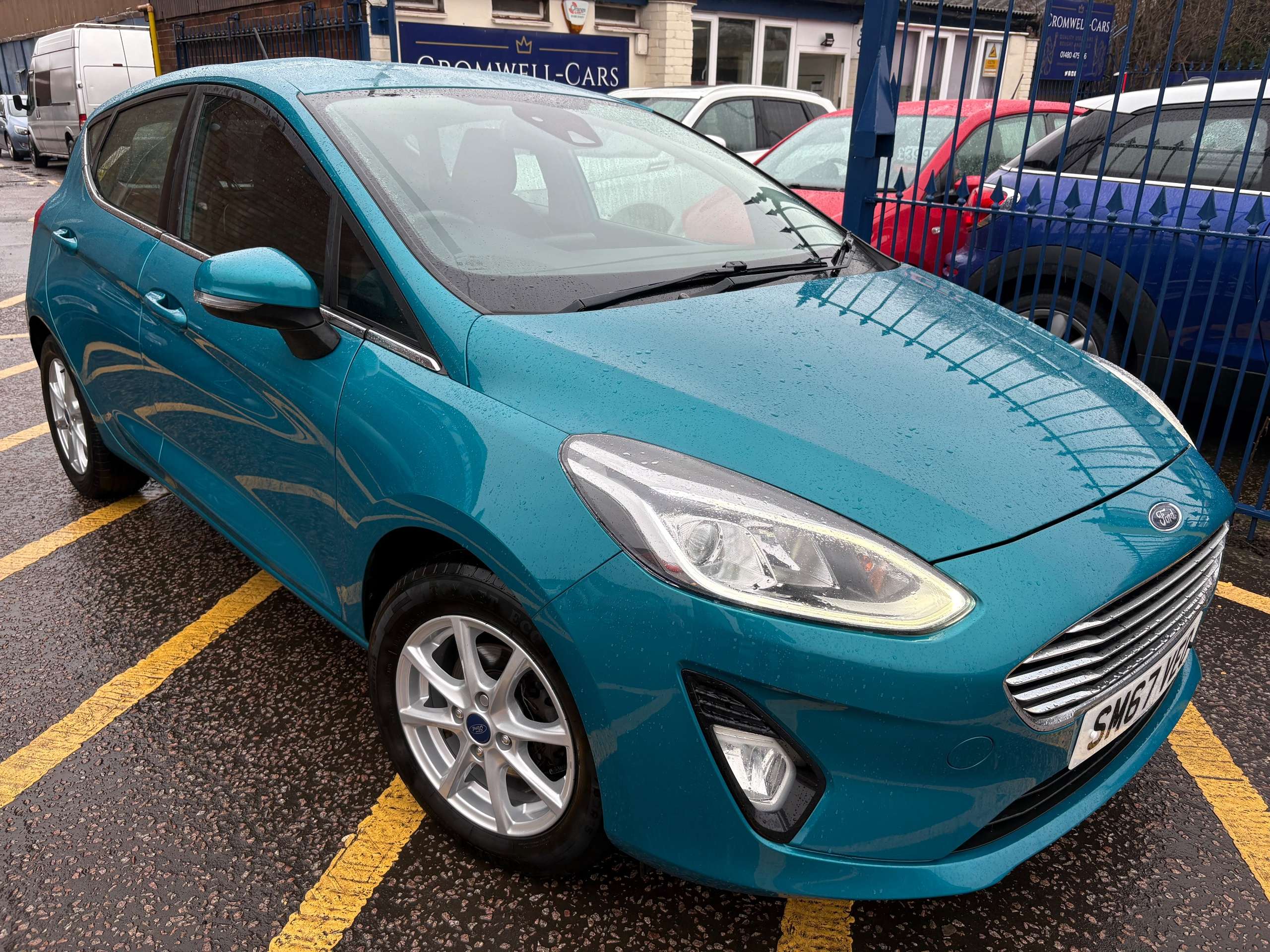 A 2018 FORD FIESTA 1.1 Ti-VCT Zetec Hatchback 5 Door (85 ps) A 2018 FORD FIESTA 1.1 Ti-VCT Zetec Hatchback 5 Door (85 ps)