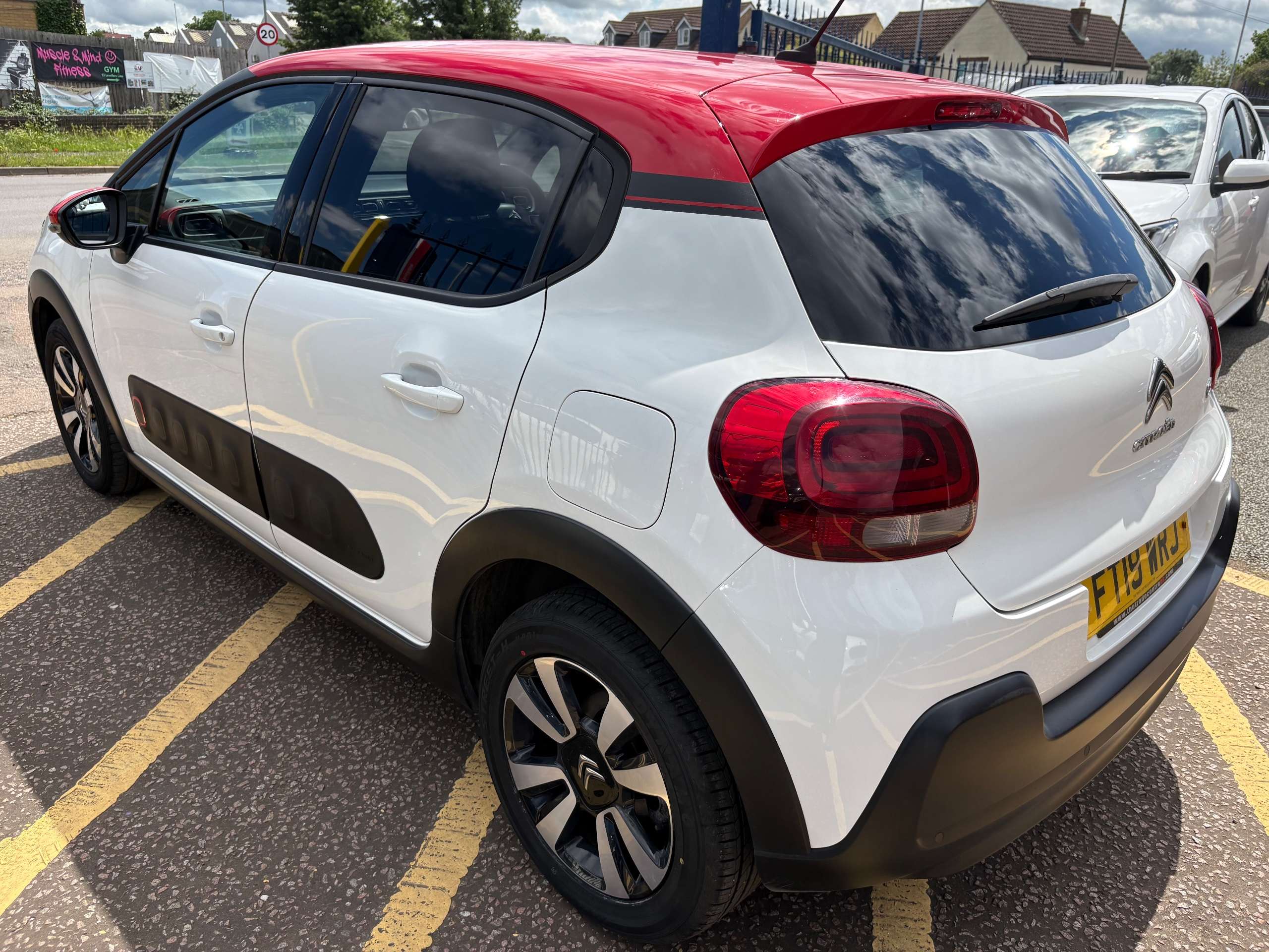 A 2019 CITROEN C3 1.5 BlueHDi Flair Hatchback 5dr Diesel Manual Euro 6 (s/s) (100 ps) A 2019 CITROEN C3 1.5 BlueHDi Flair Hatchback 5dr Diesel Manual Euro 6 (s/s) (100 ps)