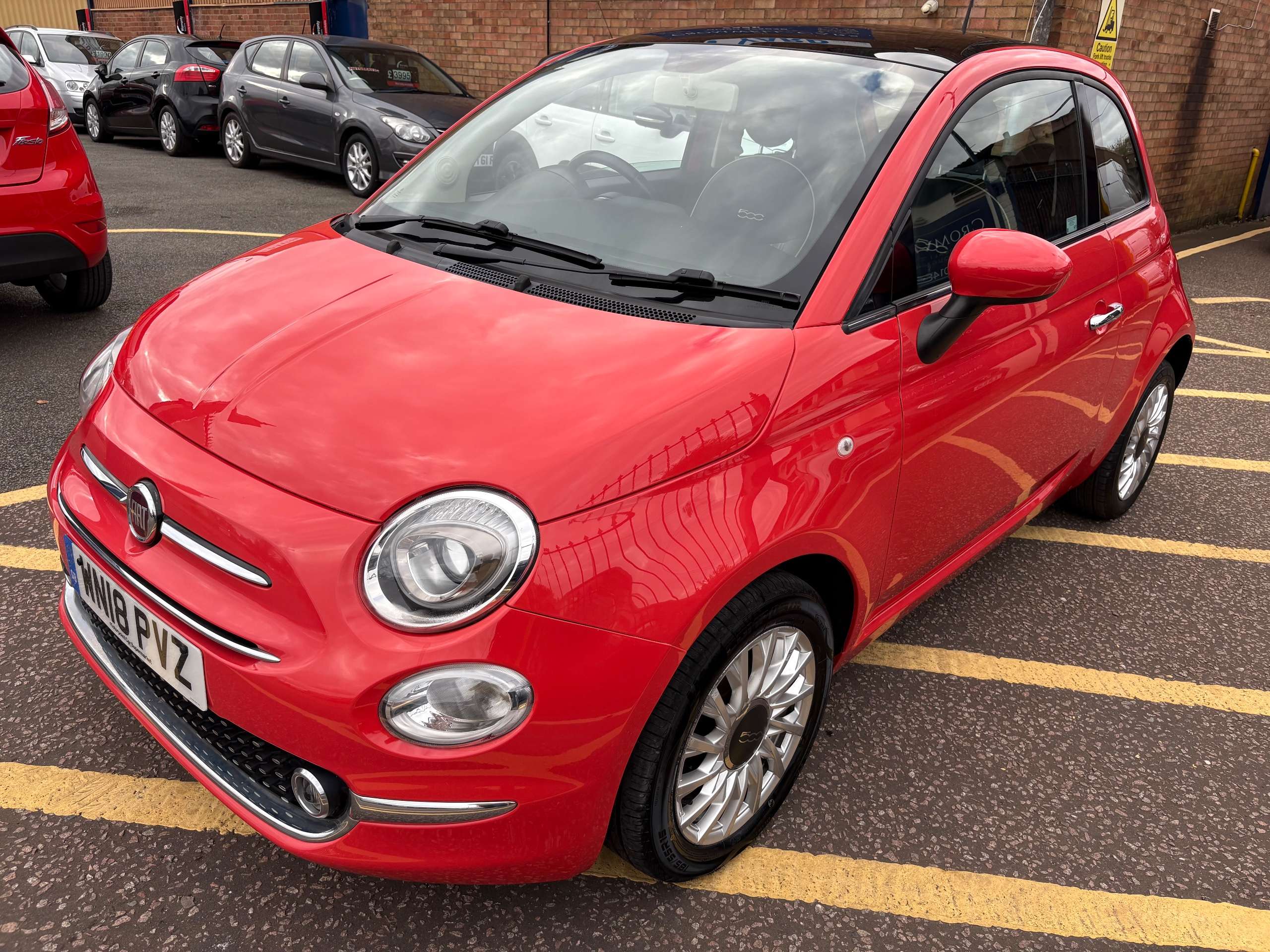 2018 FIAT 500 2018 FIAT 500