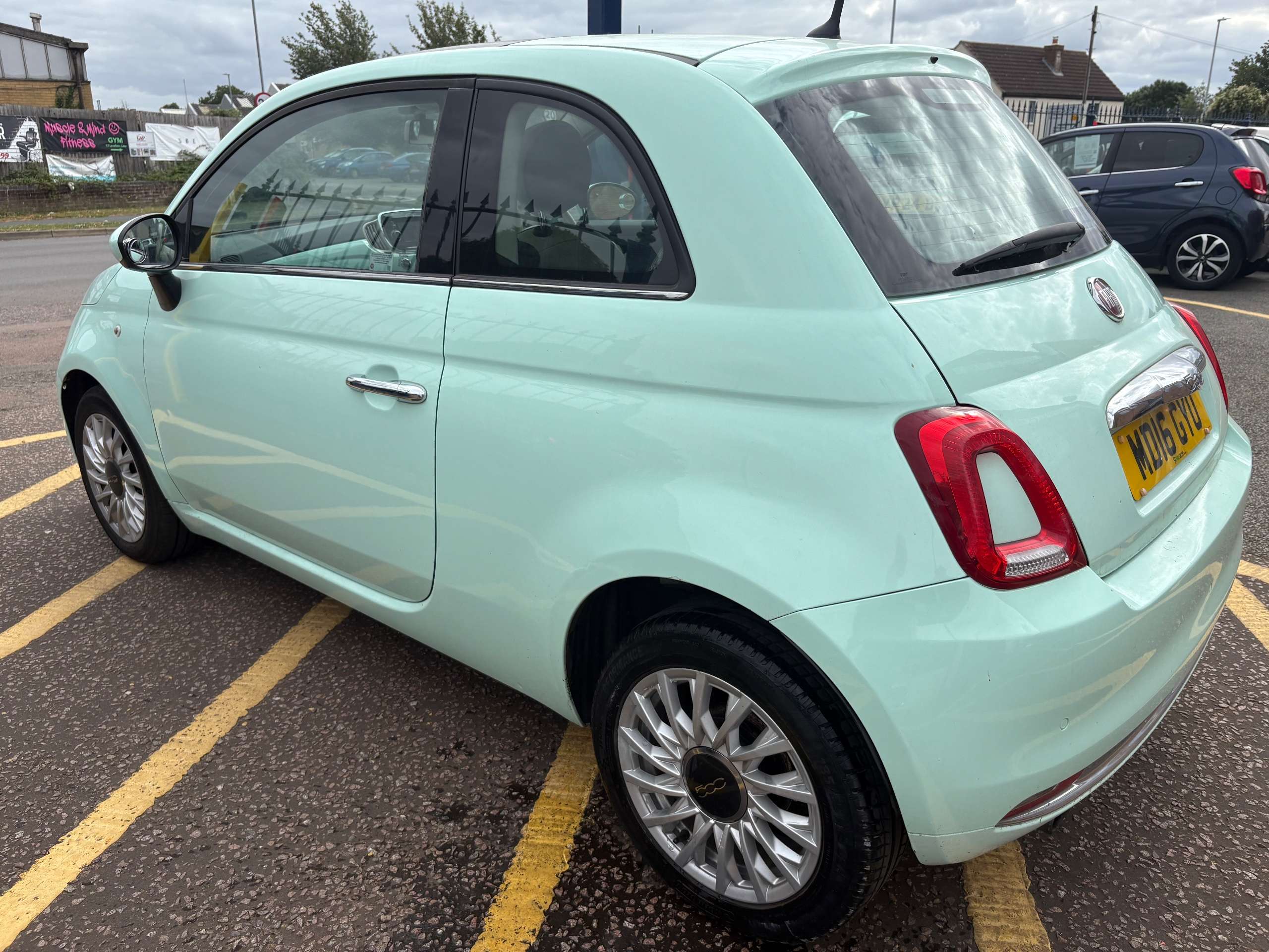 2016 FIAT 500 2016 FIAT 500
