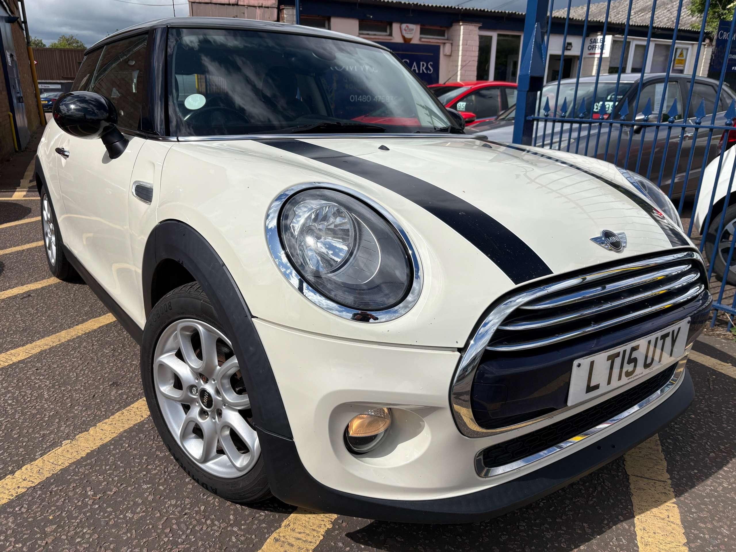2015 MINI HATCH 2015 MINI HATCH