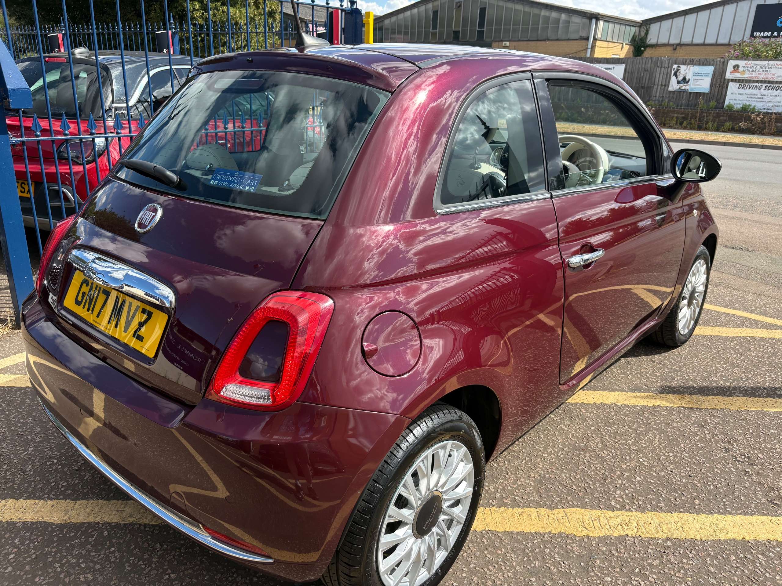 A 2017 FIAT 500 1.2 Lounge Hatchback 3 Door -RESERVED- A 2017 FIAT 500 1.2 Lounge Hatchback 3 Door -RESERVED-