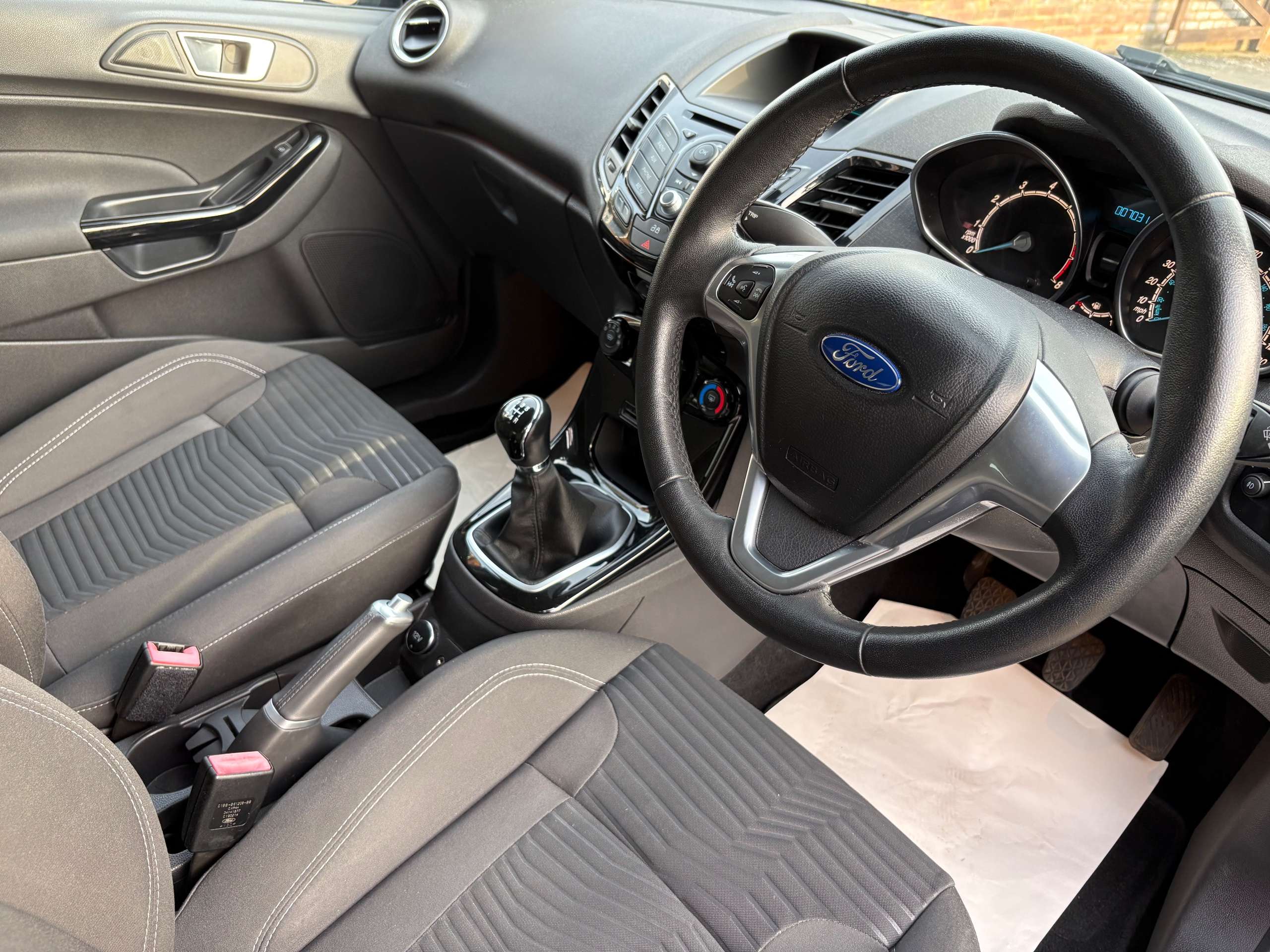 2014 FORD FIESTA 2014 FORD FIESTA