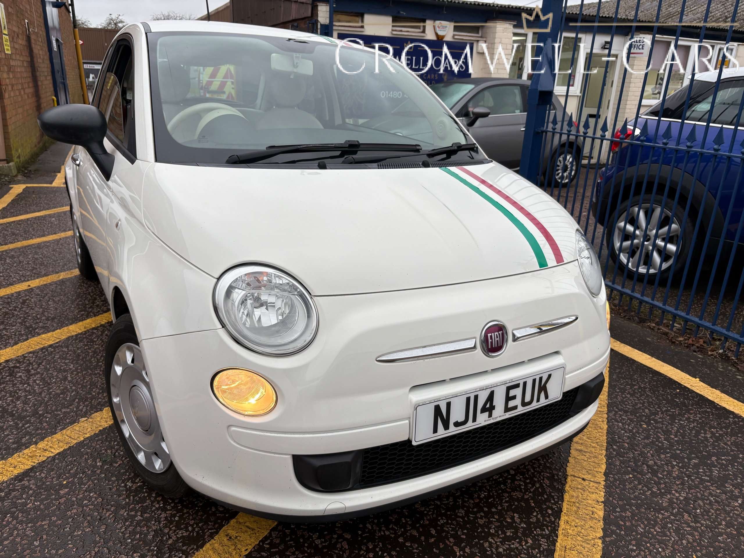 2014 FIAT 500 2014 FIAT 500