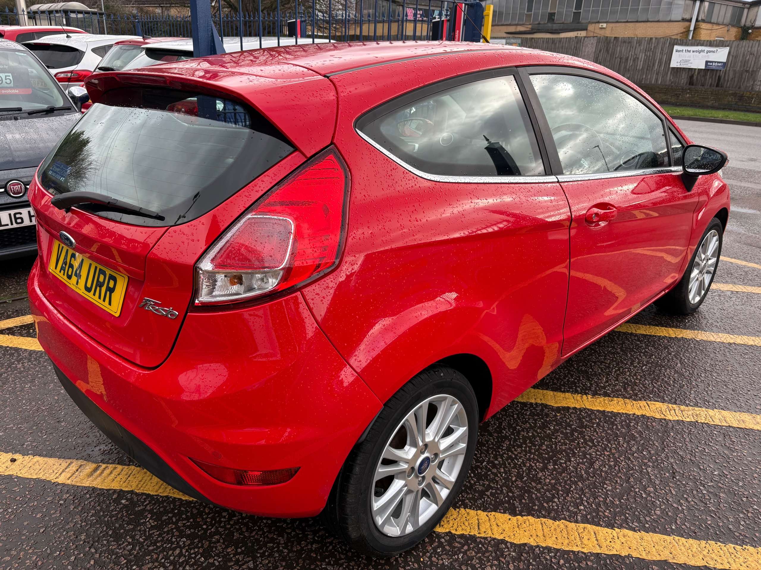 A 2015 FORD FIESTA 1.25 Zetec Hatchback 3 Door - 35 road tax A 2015 FORD FIESTA 1.25 Zetec Hatchback 3 Door - 35 road tax