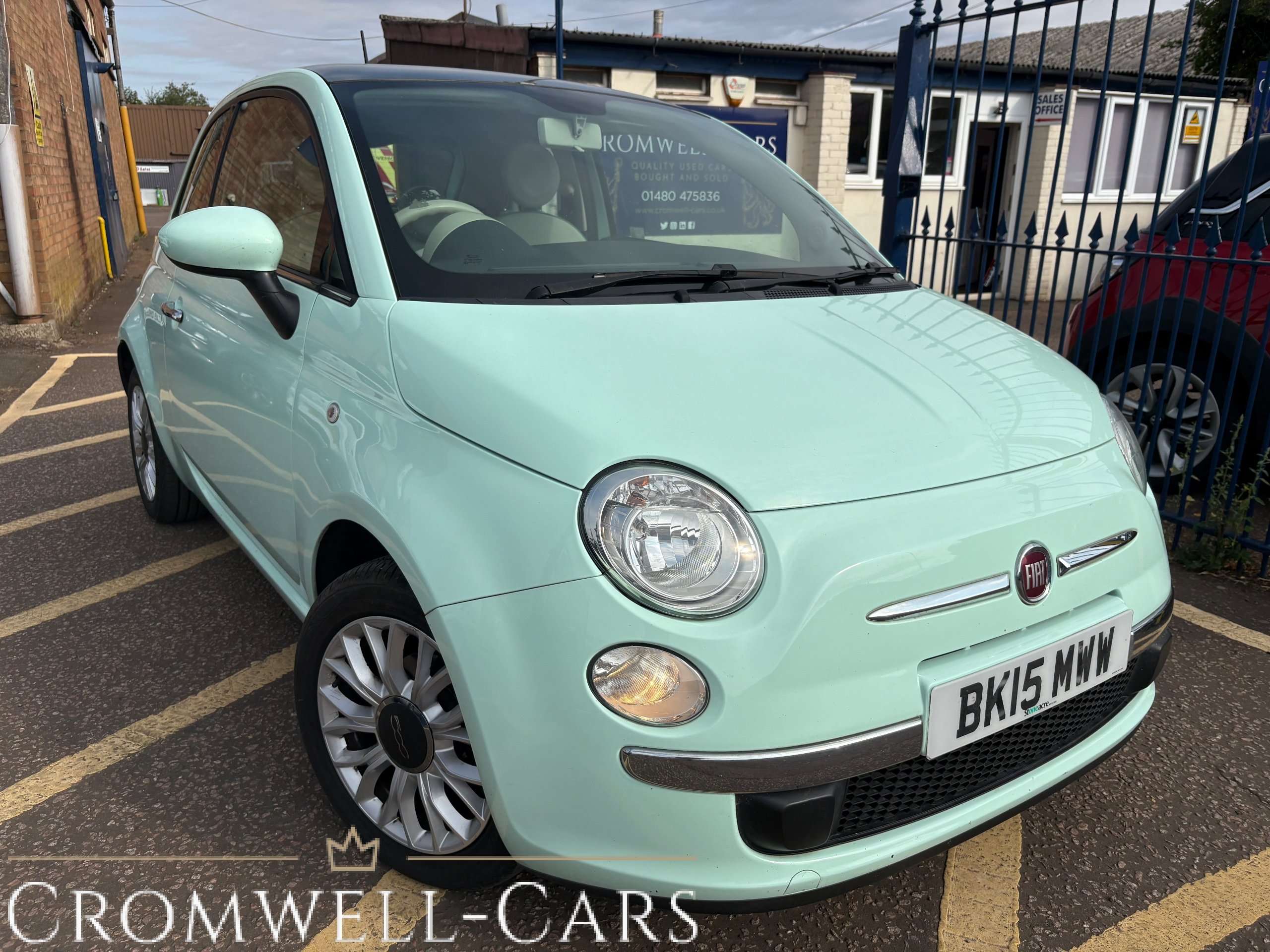 2015 FIAT 500 2015 FIAT 500