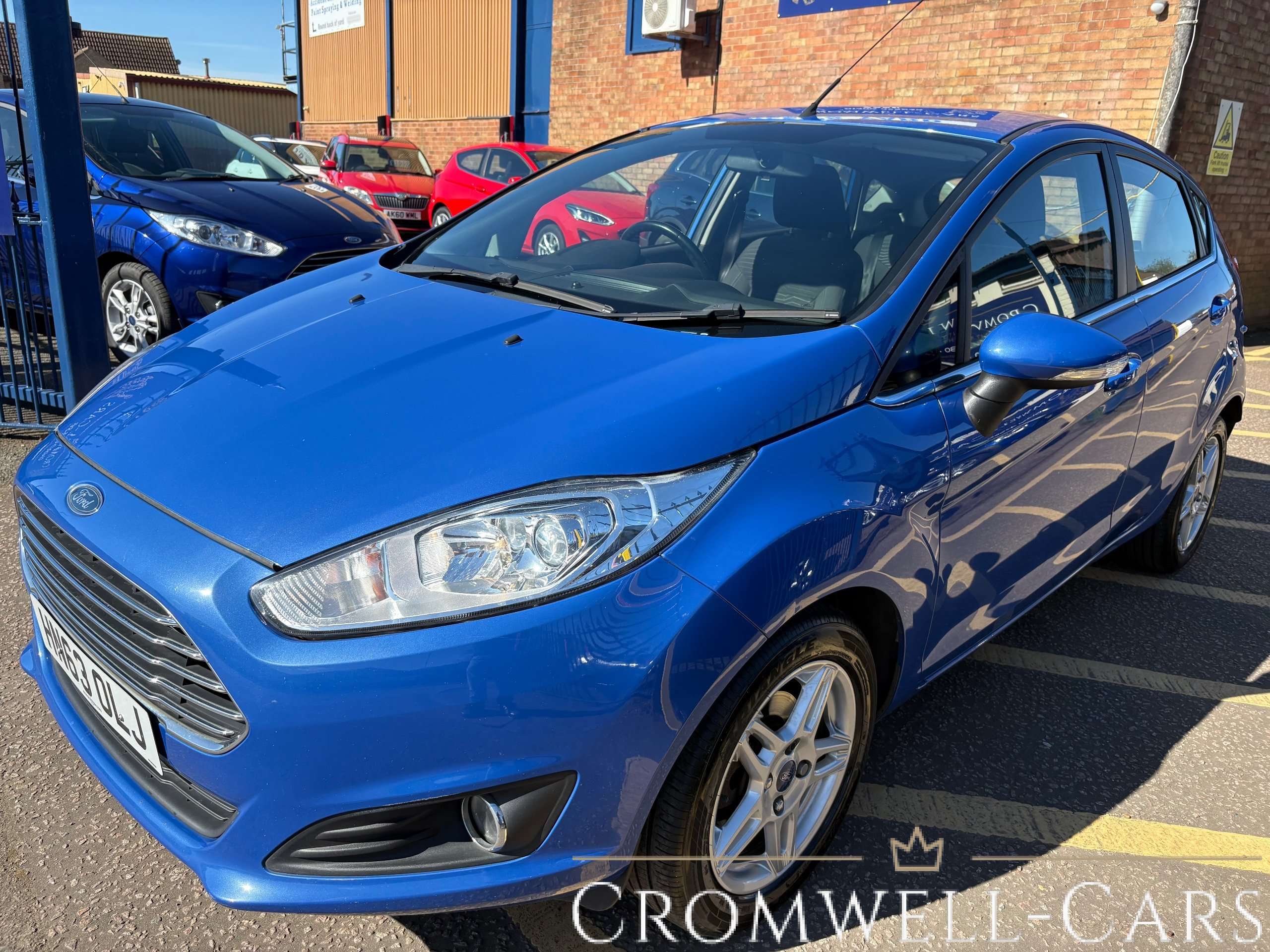 A 2013 FORD FIESTA (63 plate) 1.0T EcoBoost Zetec Hatchback 5 Door (100 ps) A 2013 FORD FIESTA (63 plate) 1.0T EcoBoost Zetec Hatchback 5 Door (100 ps)