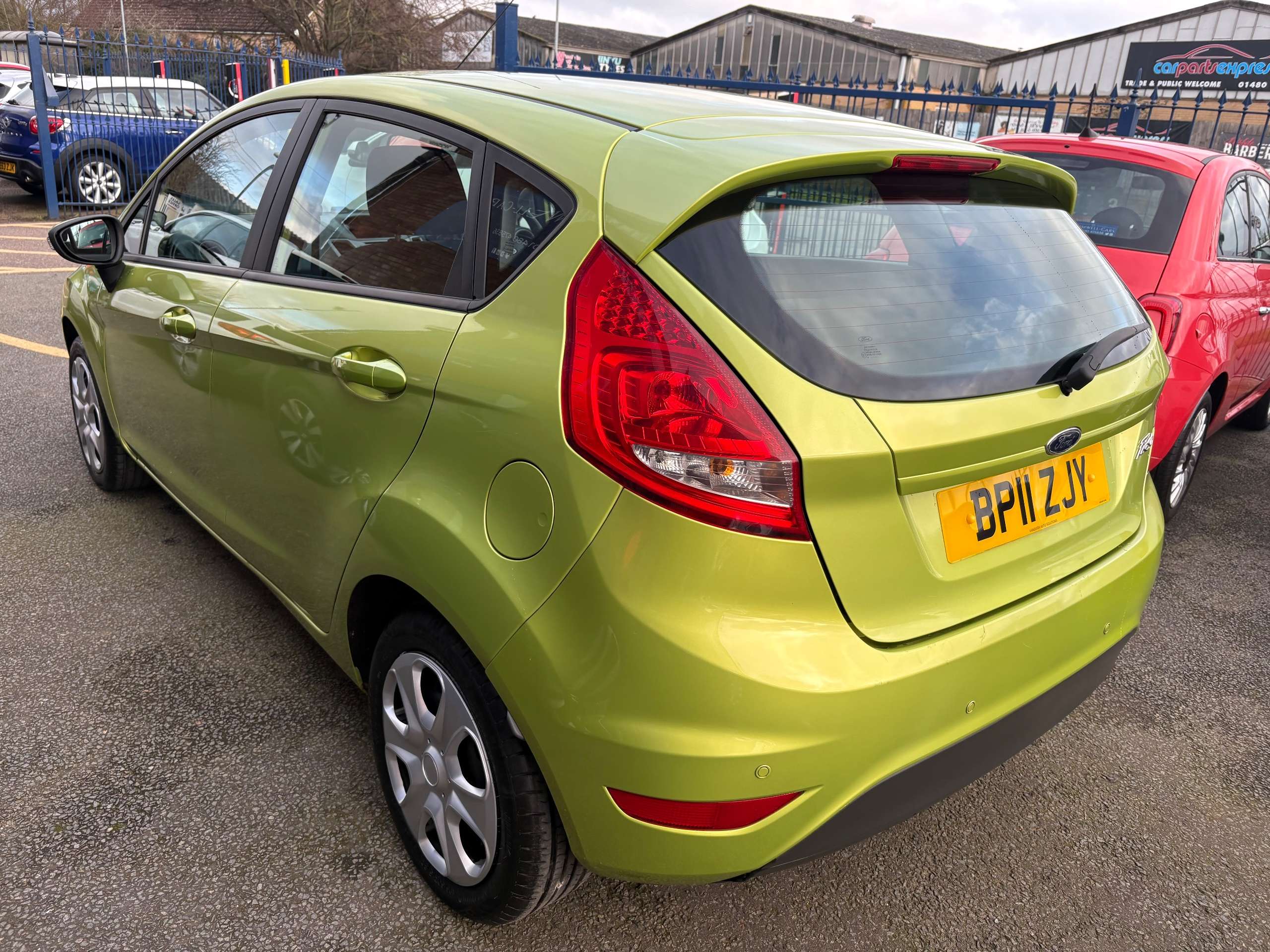 A 2011 FORD FIESTA 1.25 Edge Hatchback 5dr Petrol Manual (129 g/km, 81 bhp) A 2011 FORD FIESTA 1.25 Edge Hatchback 5dr Petrol Manual (129 g/km, 81 bhp)