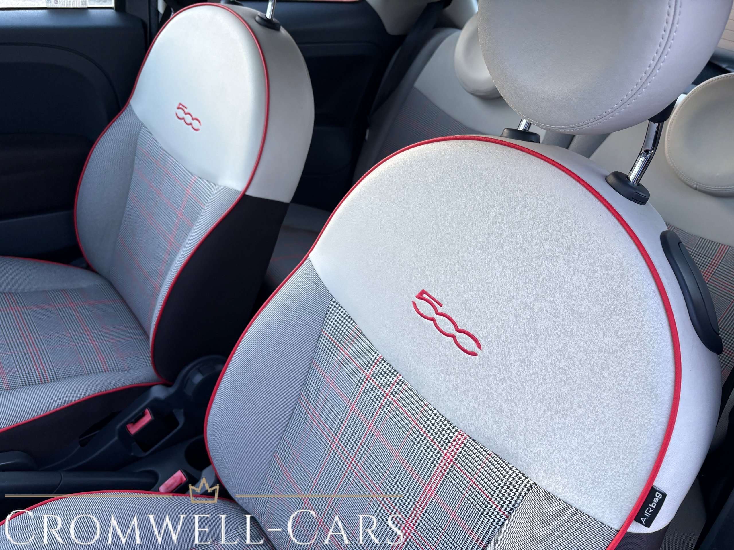 2017 FIAT 500 2017 FIAT 500