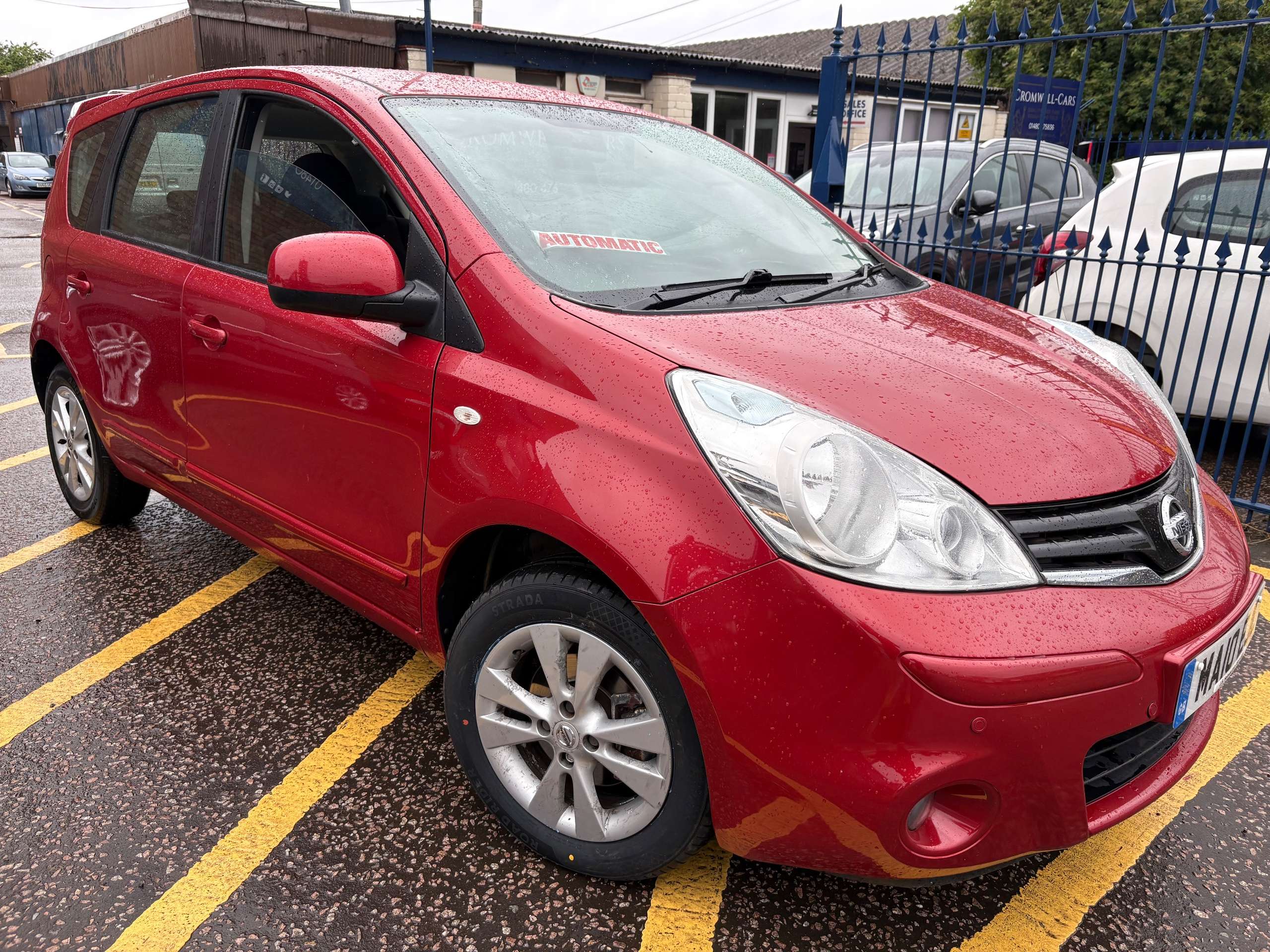 A 2010 NISSAN NOTE 1.6 16V Acenta Hatchback 5 Door Automatic (110 ps) A 2010 NISSAN NOTE 1.6 16V Acenta Hatchback 5 Door Automatic (110 ps)