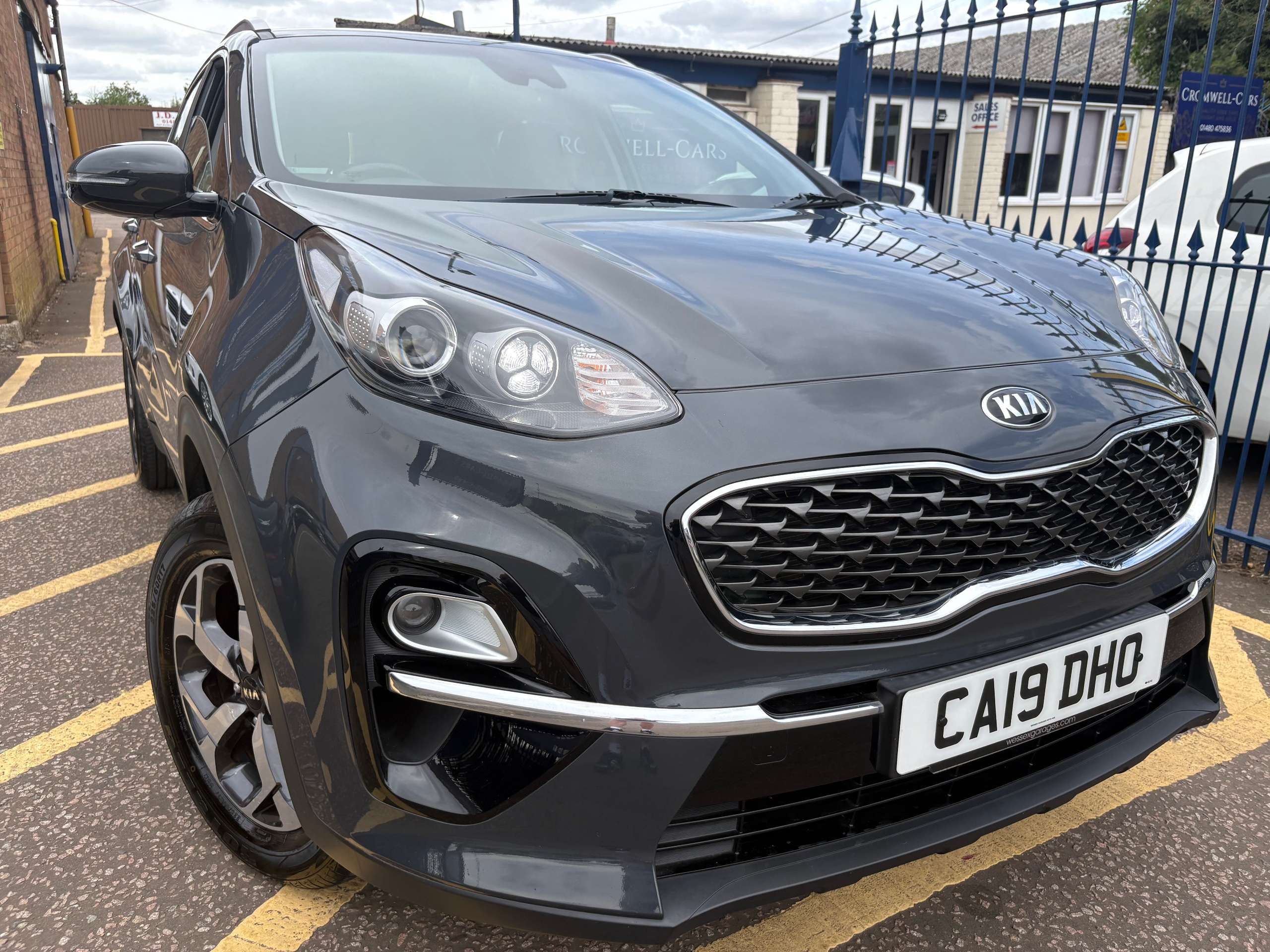 2019 KIA SPORTAGE 2019 KIA SPORTAGE
