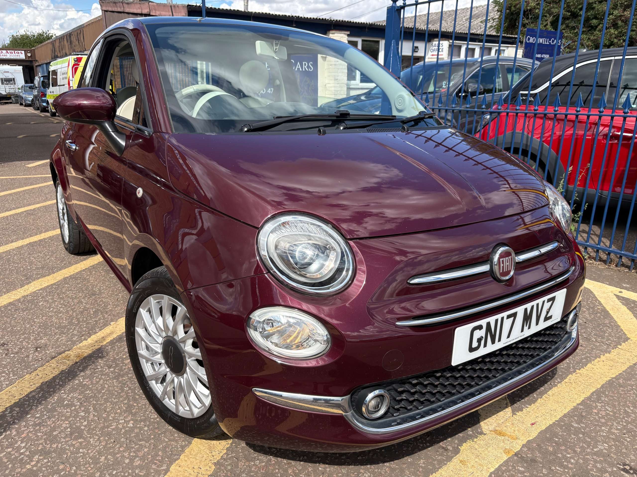 2017 FIAT 500 2017 FIAT 500