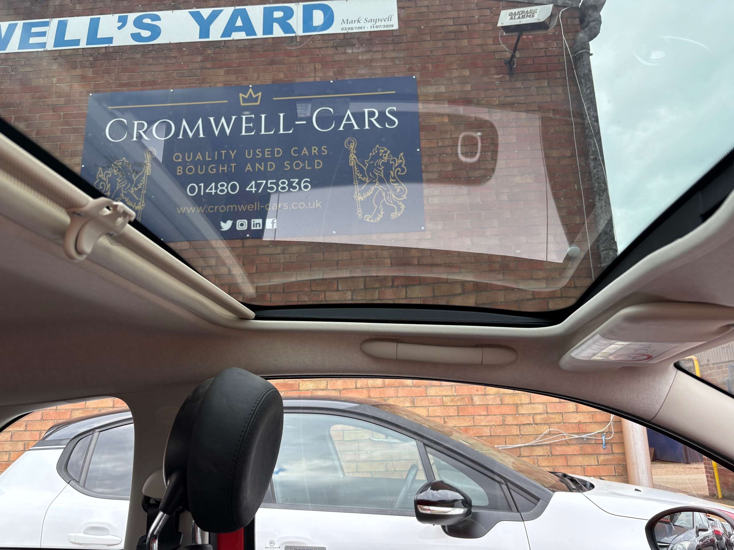 2018 FIAT 500 2018 FIAT 500