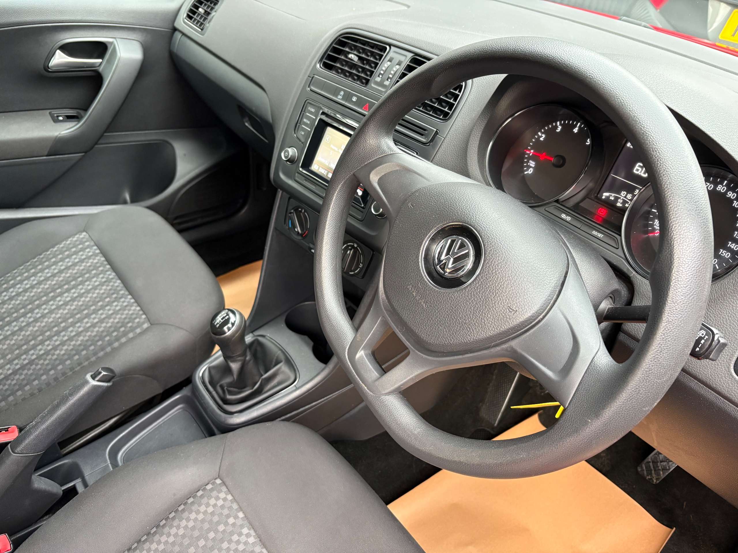 2014 VOLKSWAGEN POLO 2014 VOLKSWAGEN POLO