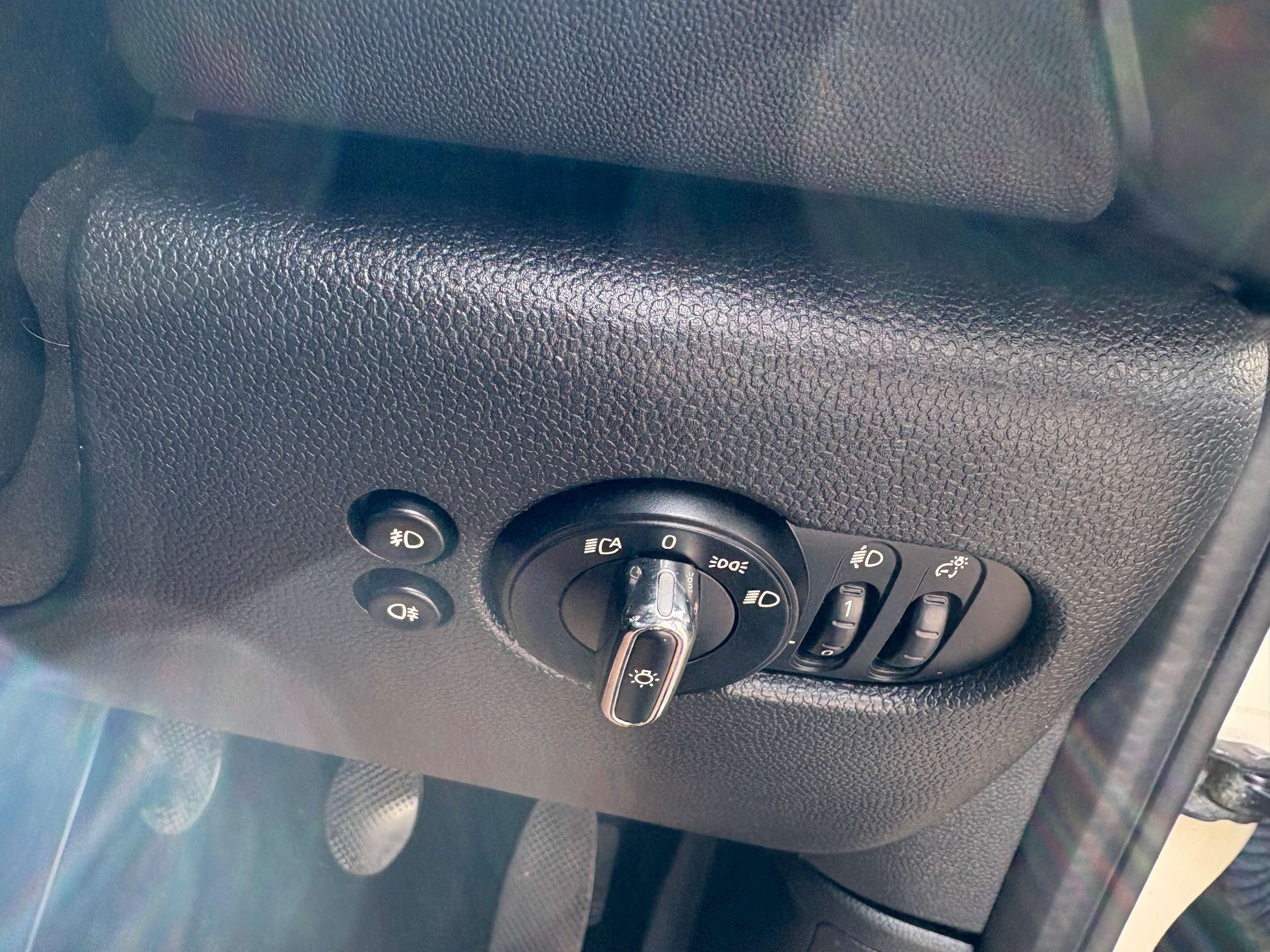 2015 MINI HATCH 2015 MINI HATCH