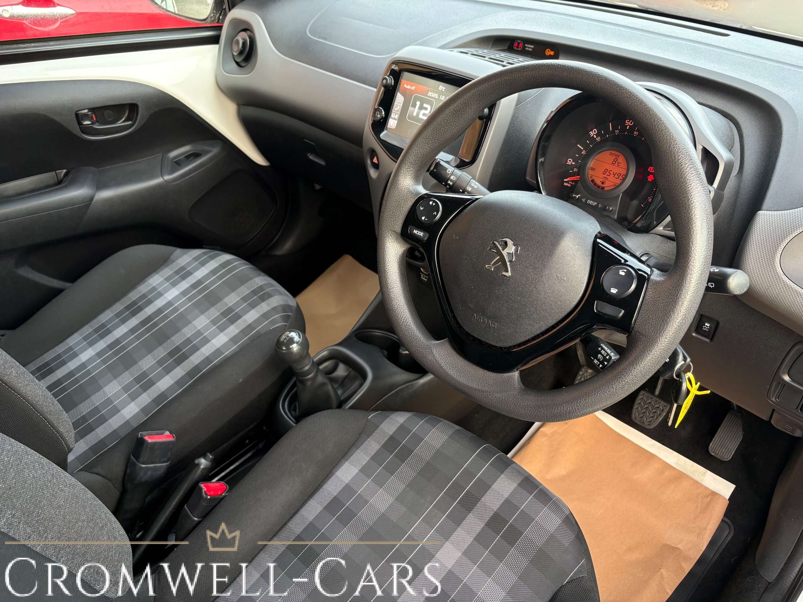 2018 PEUGEOT 108 2018 PEUGEOT 108