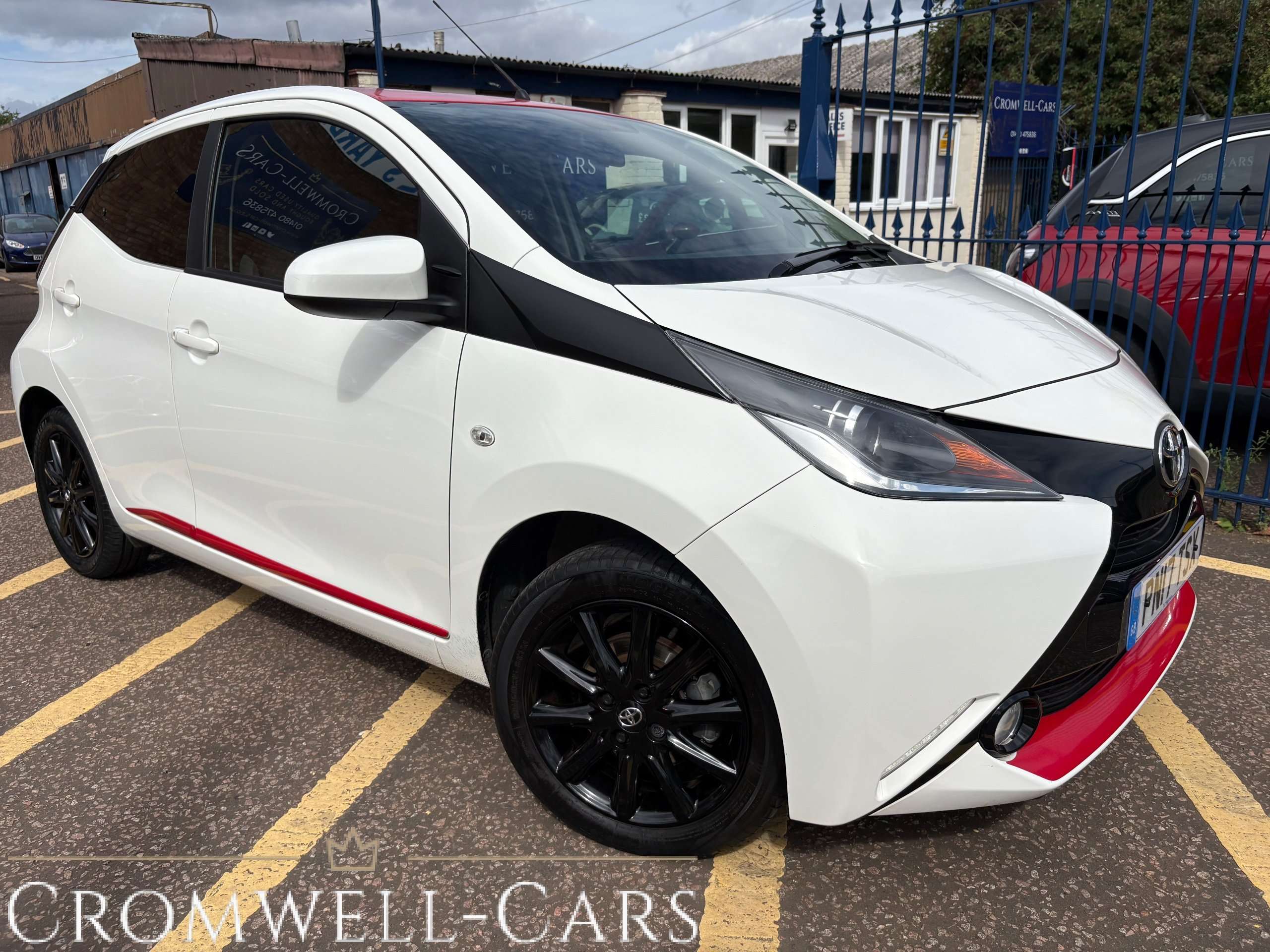 A 2017 TOYOTA AYGO 1.0 VVT-i x-press Hatchback 5 Door / 20 Road Tax A 2017 TOYOTA AYGO 1.0 VVT-i x-press Hatchback 5 Door / 20 Road Tax