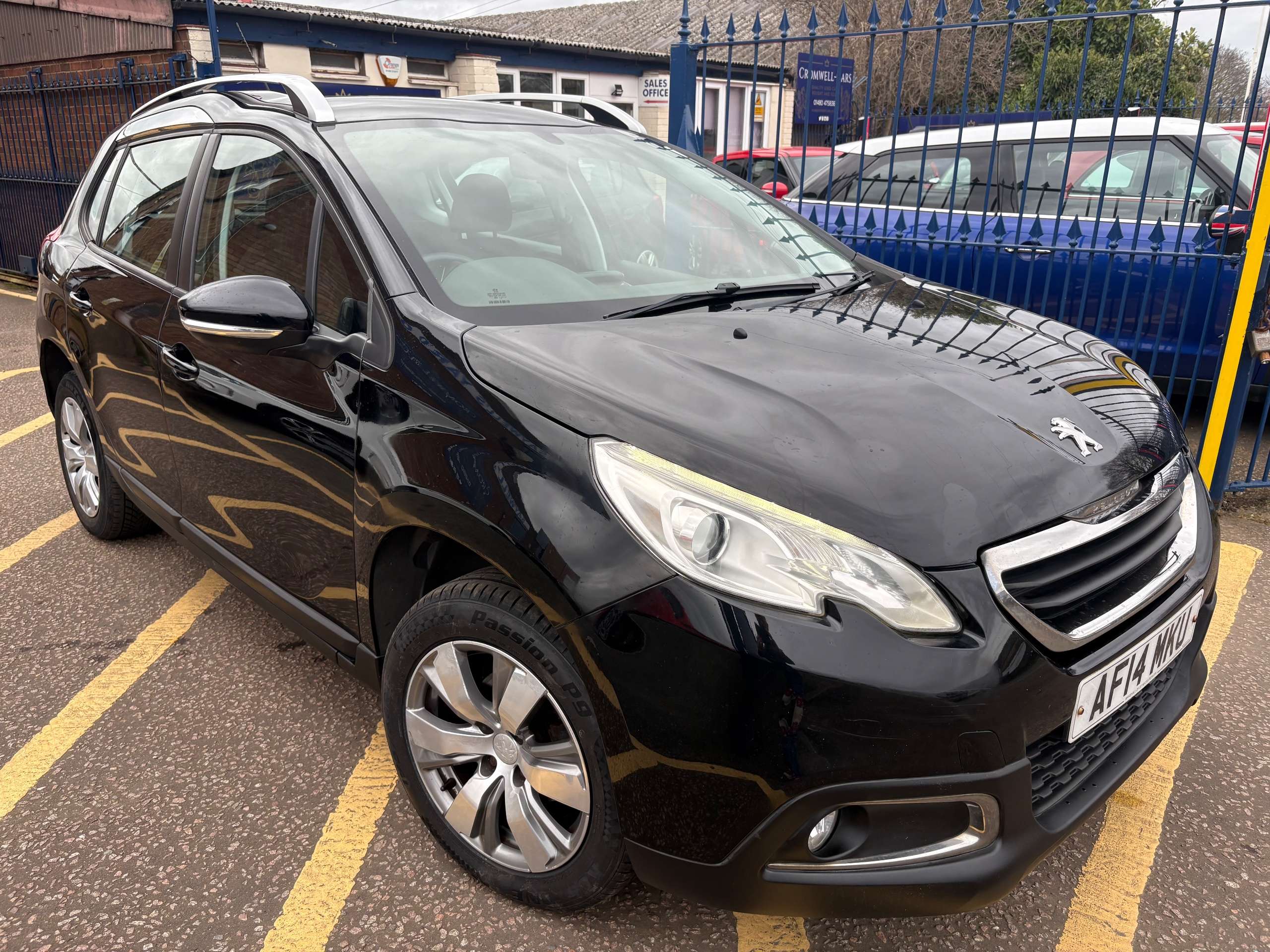 A 2014 PEUGEOT 2008 1.4 HDi Active SUV 5dr Diesel Manual Euro 5 (70 ps) A 2014 PEUGEOT 2008 1.4 HDi Active SUV 5dr Diesel Manual Euro 5 (70 ps)