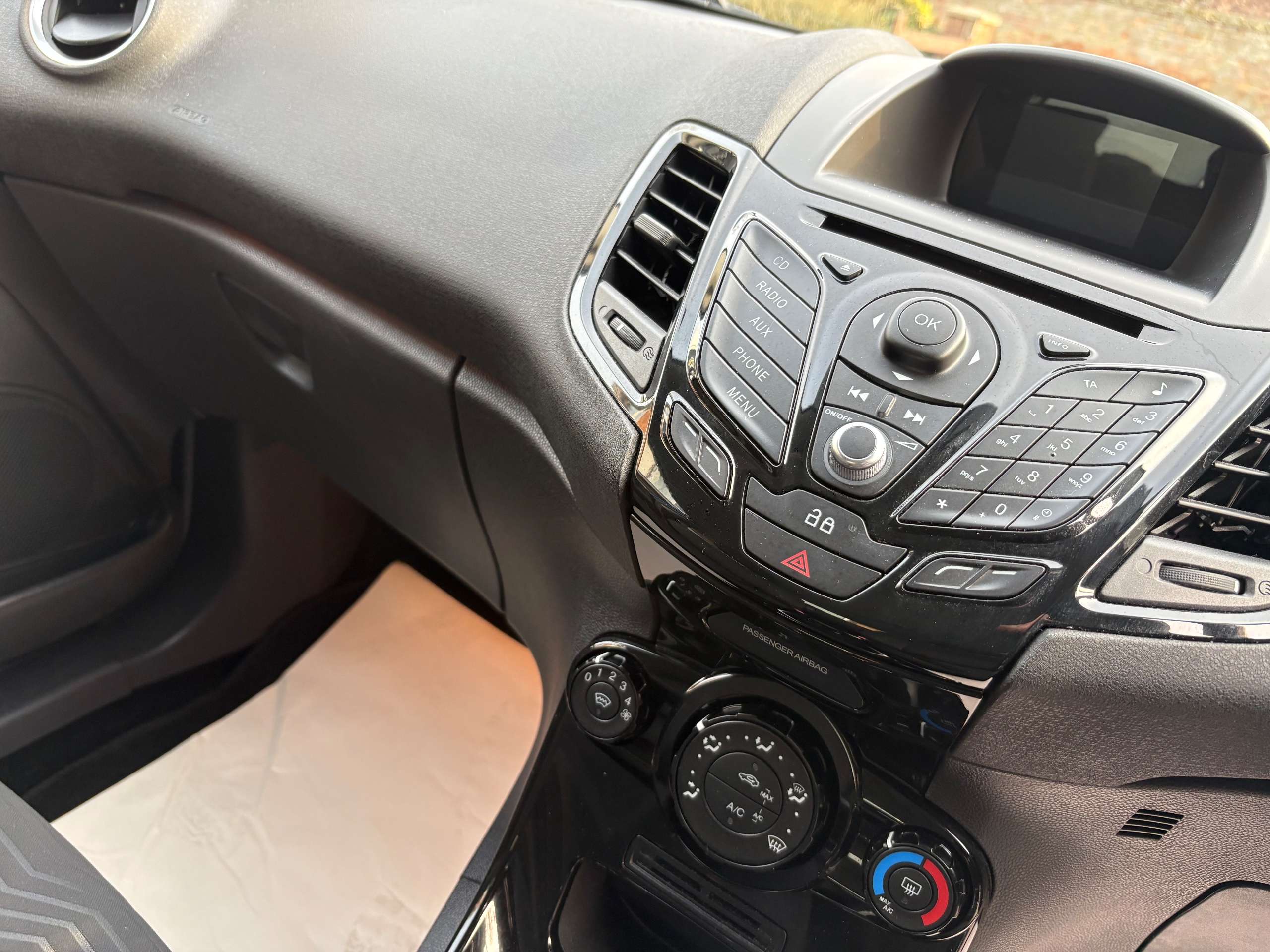 2014 FORD FIESTA 2014 FORD FIESTA