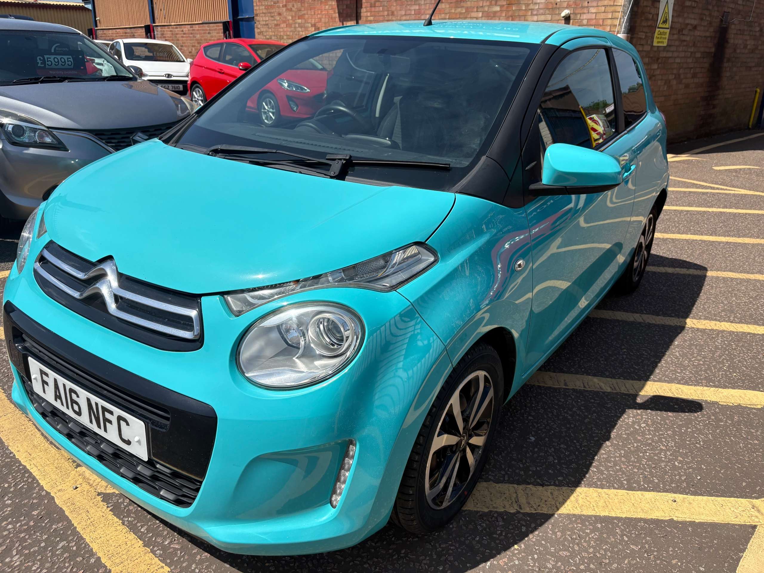 A 2016 CITROEN C1 1.2 PureTech Flair Hatchback 3dr Petrol Manual Euro 6 (82 ps) A 2016 CITROEN C1 1.2 PureTech Flair Hatchback 3dr Petrol Manual Euro 6 (82 ps)