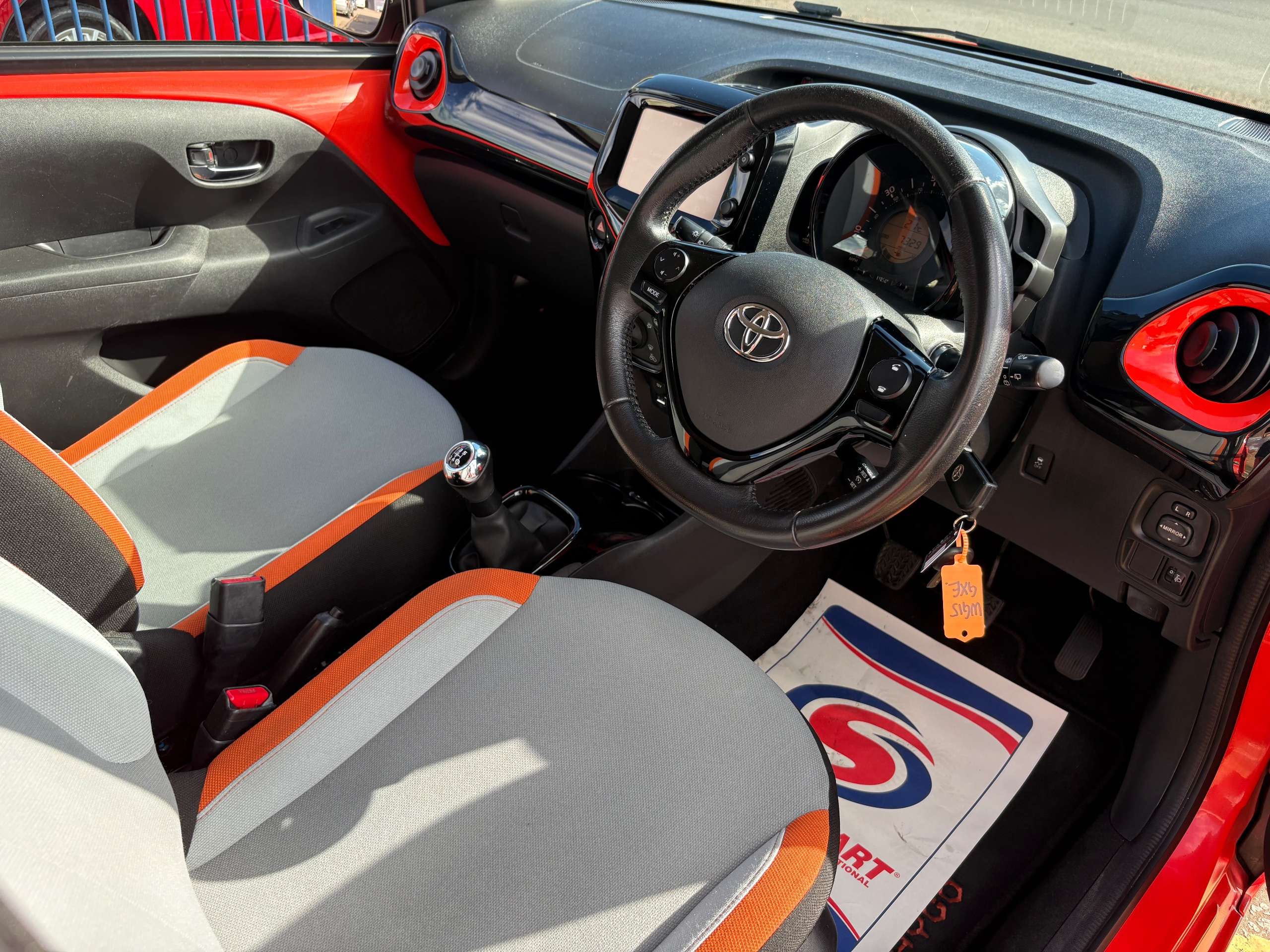 2015 TOYOTA AYGO 2015 TOYOTA AYGO