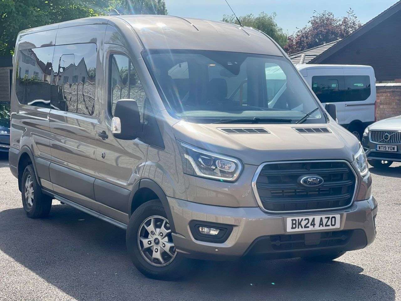 A 2024 FORD TRANSIT 2.0 410 LIMITED L3H2 ECOBLUE 170BHP 14 STR MINIBUS NO VAT TO PAY ON TOP, Lo A 2024 FORD TRANSIT 2.0 410 LIMITED L3H2 ECOBLUE 170BHP 14 STR MINIBUS NO VAT TO PAY ON TOP, Lo