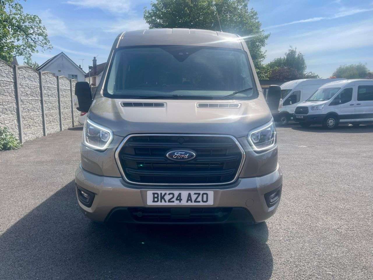 A 2024 FORD TRANSIT 2.0 410 LIMITED L3H2 ECOBLUE 170BHP 14 STR MINIBUS NO VAT TO PAY ON TOP, Lo A 2024 FORD TRANSIT 2.0 410 LIMITED L3H2 ECOBLUE 170BHP 14 STR MINIBUS NO VAT TO PAY ON TOP, Lo