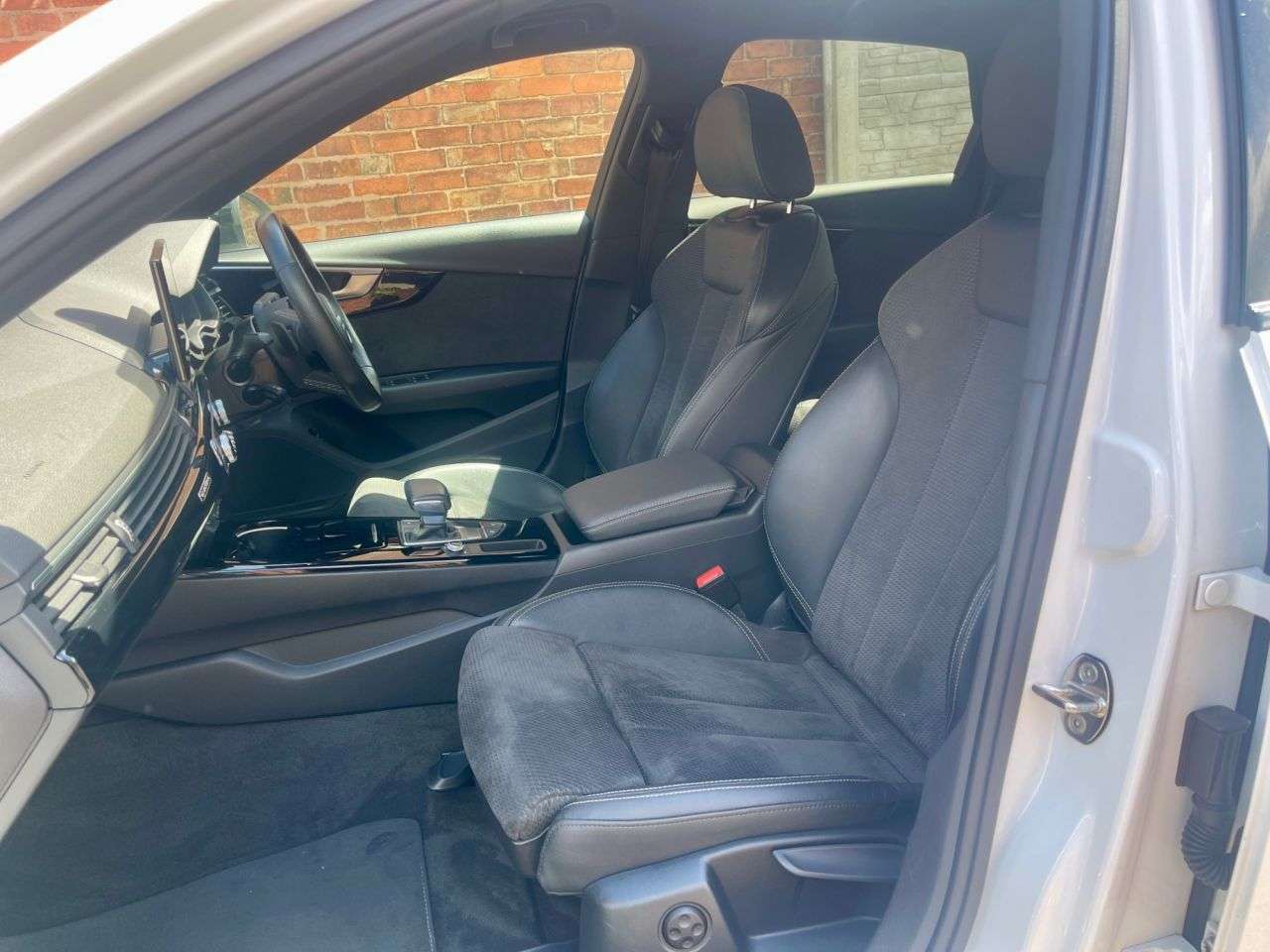 2021 AUDI A4 2021 AUDI A4