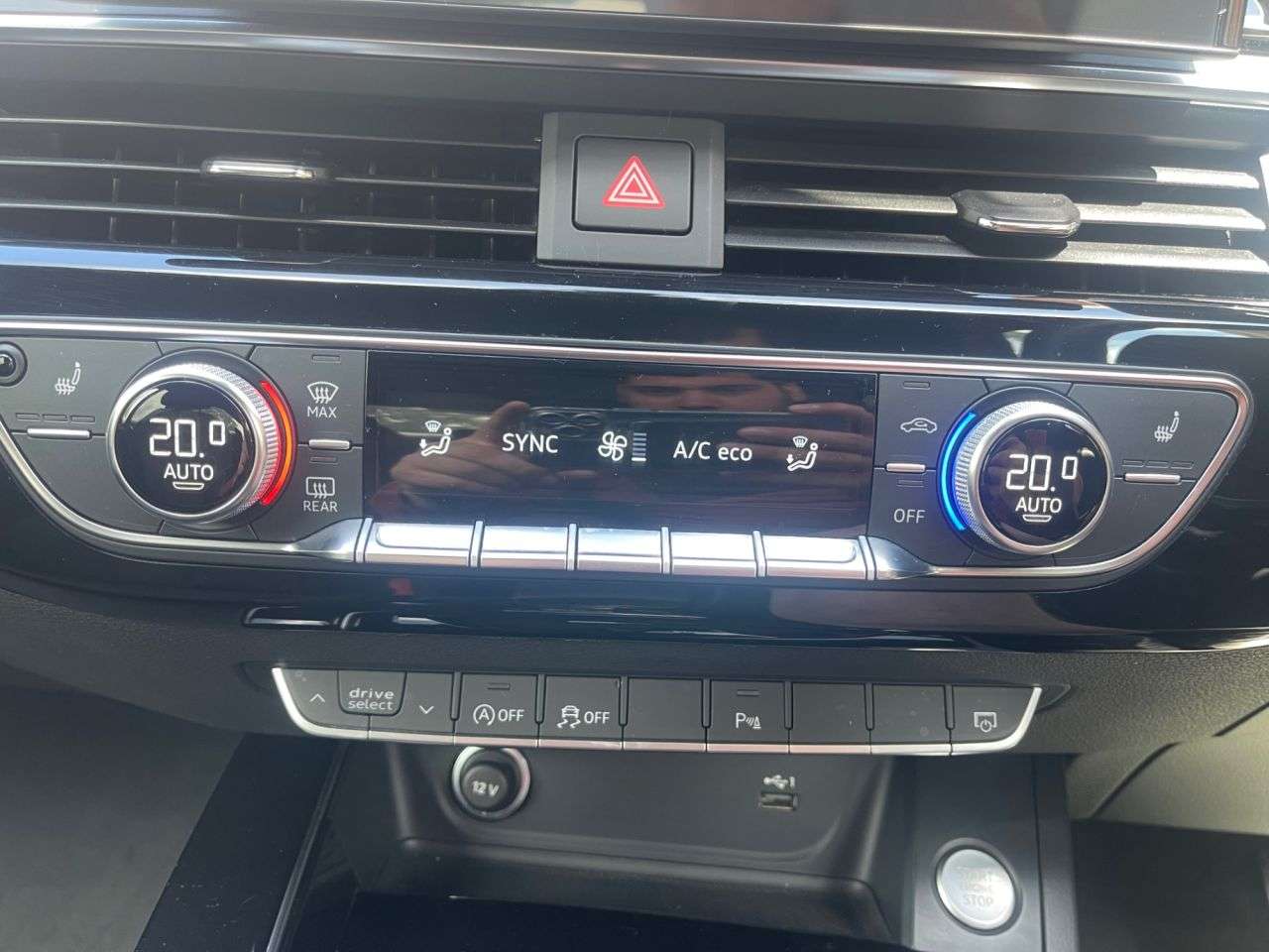 2021 AUDI A4 2021 AUDI A4