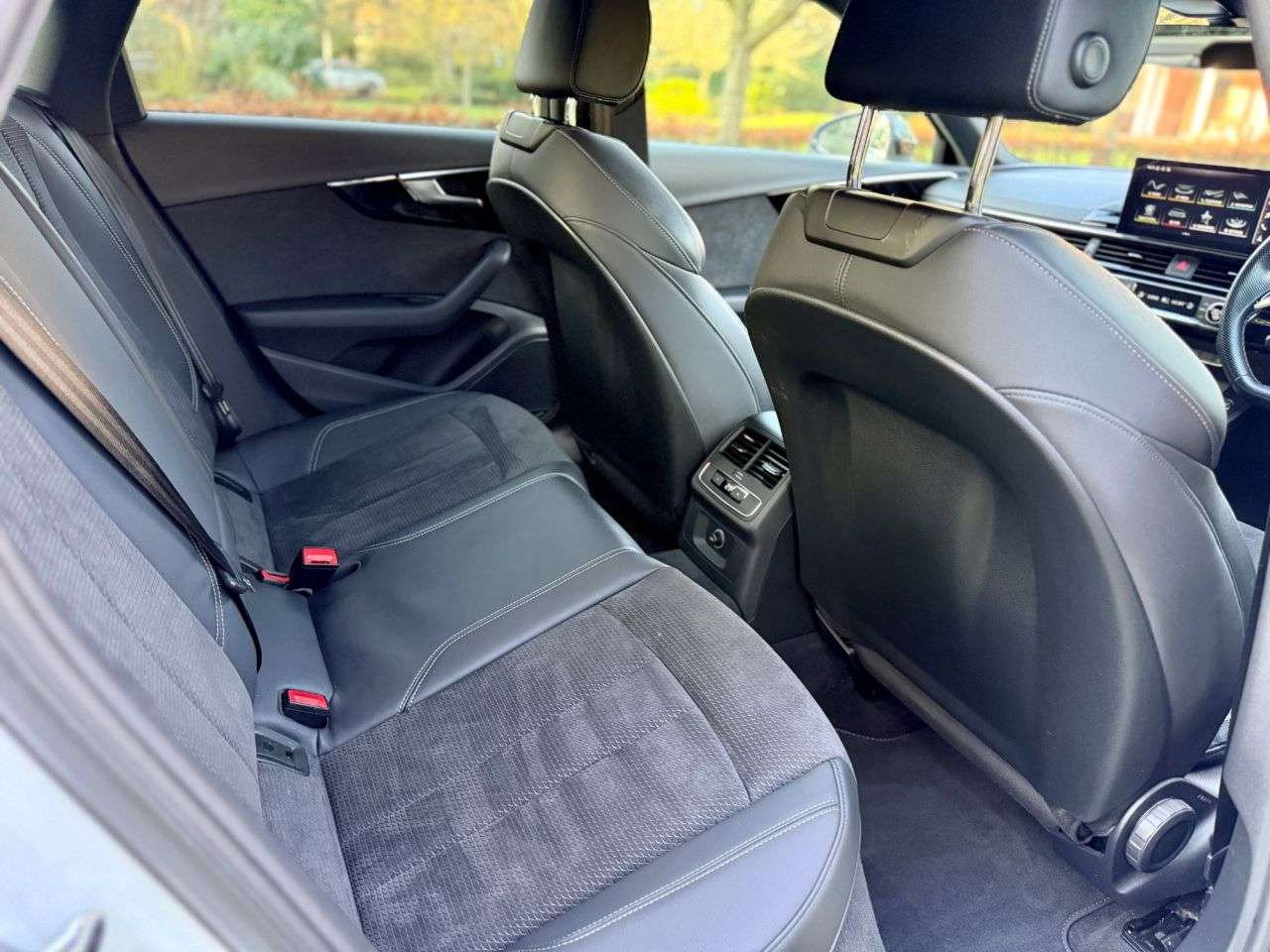 2021 AUDI A4 2021 AUDI A4