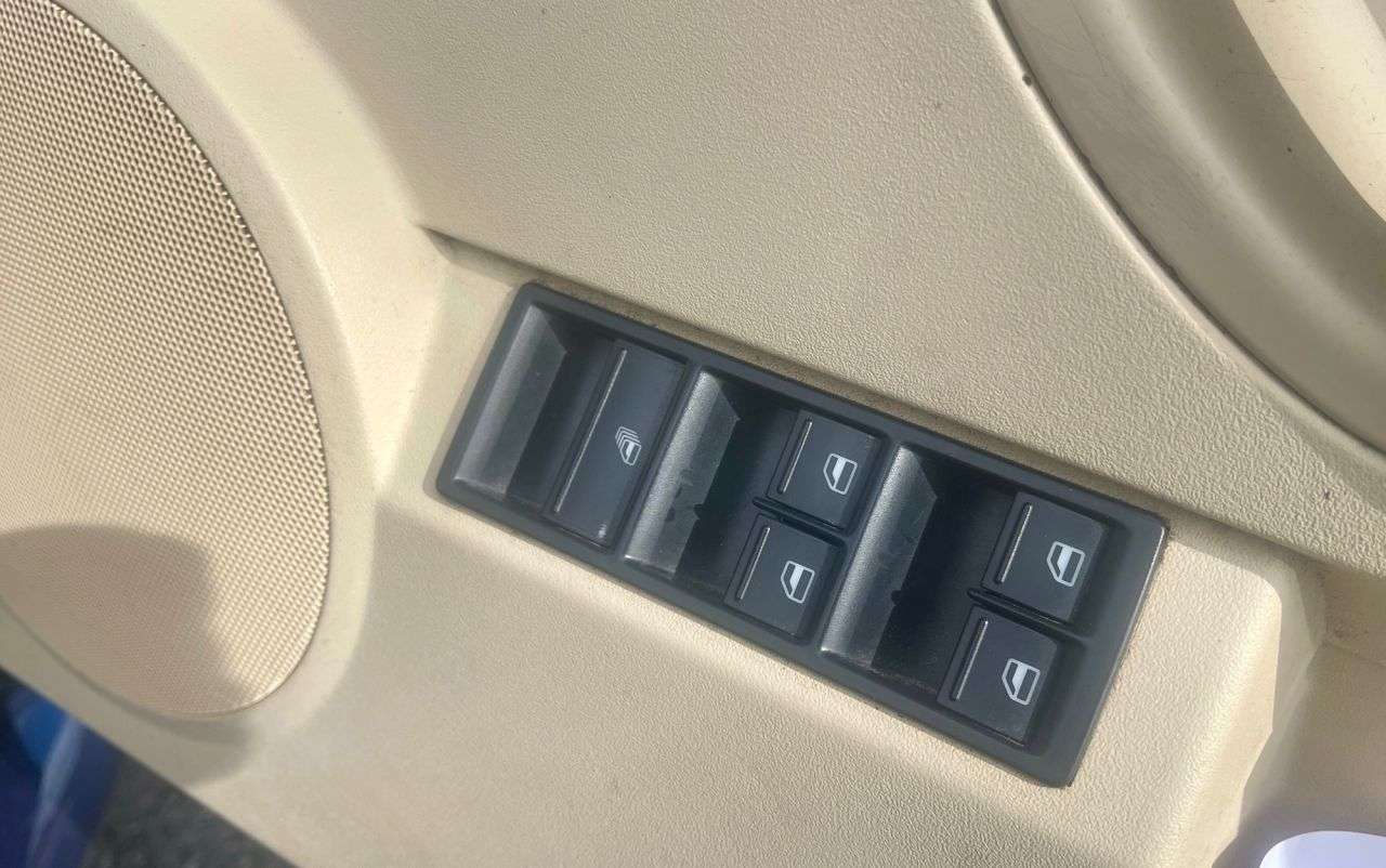 2006 VOLKSWAGEN BEETLE 2006 VOLKSWAGEN BEETLE