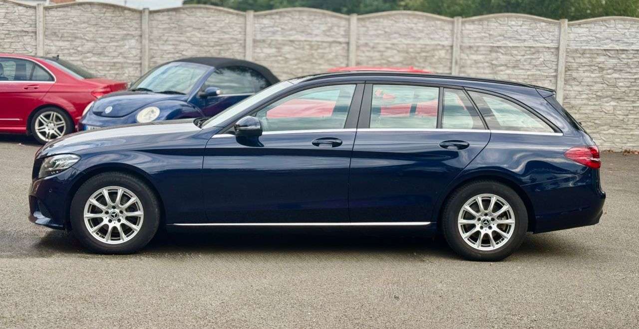 null MERCEDES-BENZ C-CLASS null MERCEDES-BENZ C-CLASS