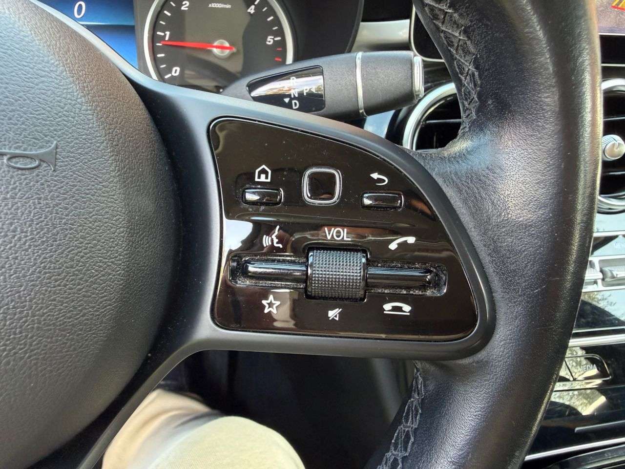 null MERCEDES-BENZ C-CLASS null MERCEDES-BENZ C-CLASS