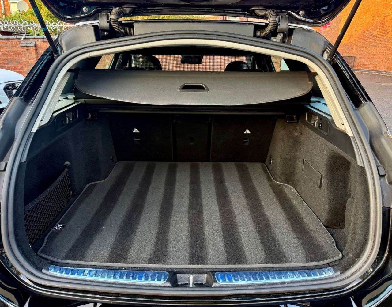 null MERCEDES-BENZ C CLASS null MERCEDES-BENZ C CLASS