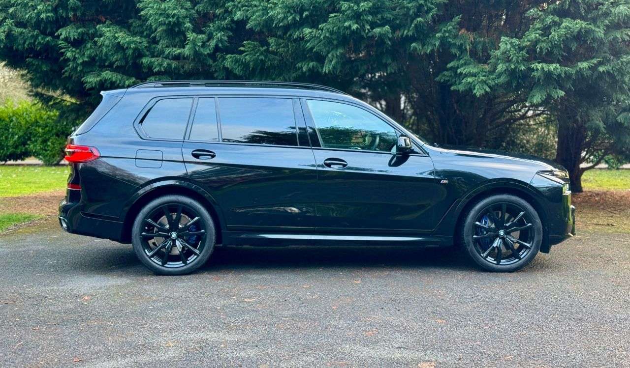 2025 BMW X7 2025 BMW X7