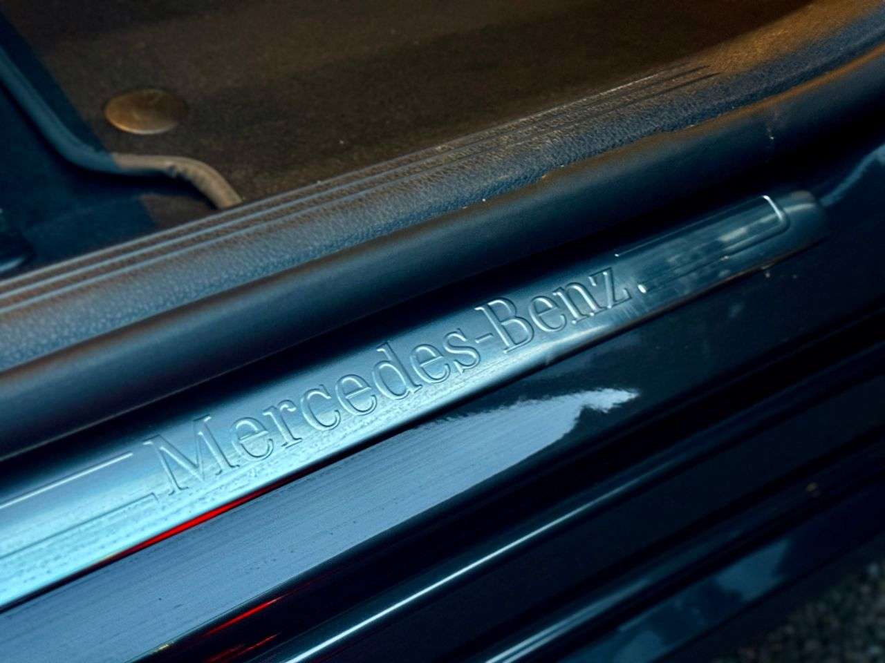 null MERCEDES-BENZ C-CLASS null MERCEDES-BENZ C-CLASS