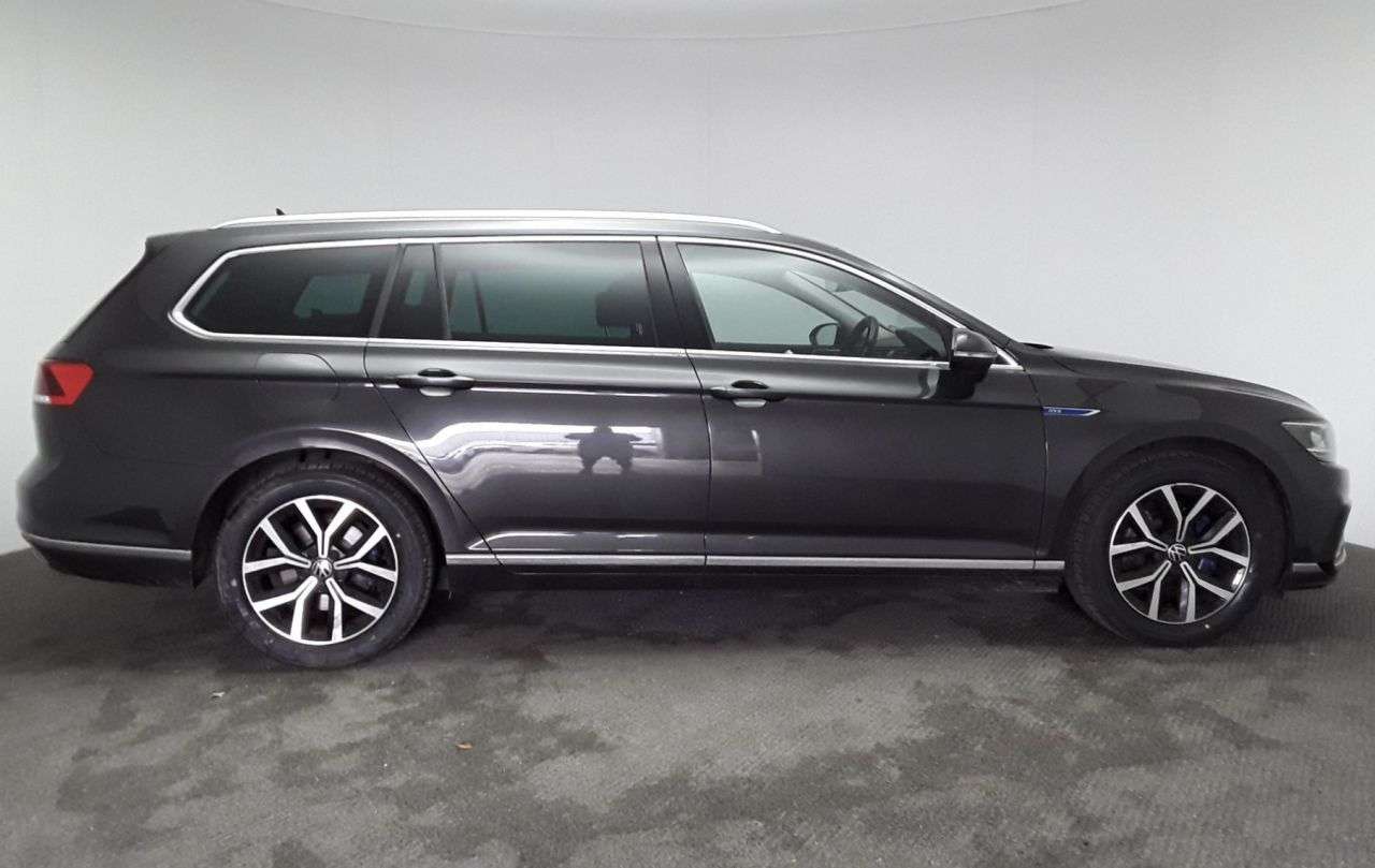 2021 VOLKSWAGEN PASSAT 2021 VOLKSWAGEN PASSAT